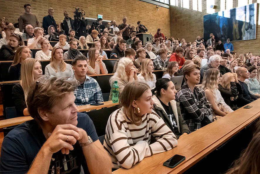 Efter flere års tilbagegang har tre af de fire store velfærdsuddannelser fået flre ansøgnigner via Kvote 1. Særligt én uddannelse er gået frem.
