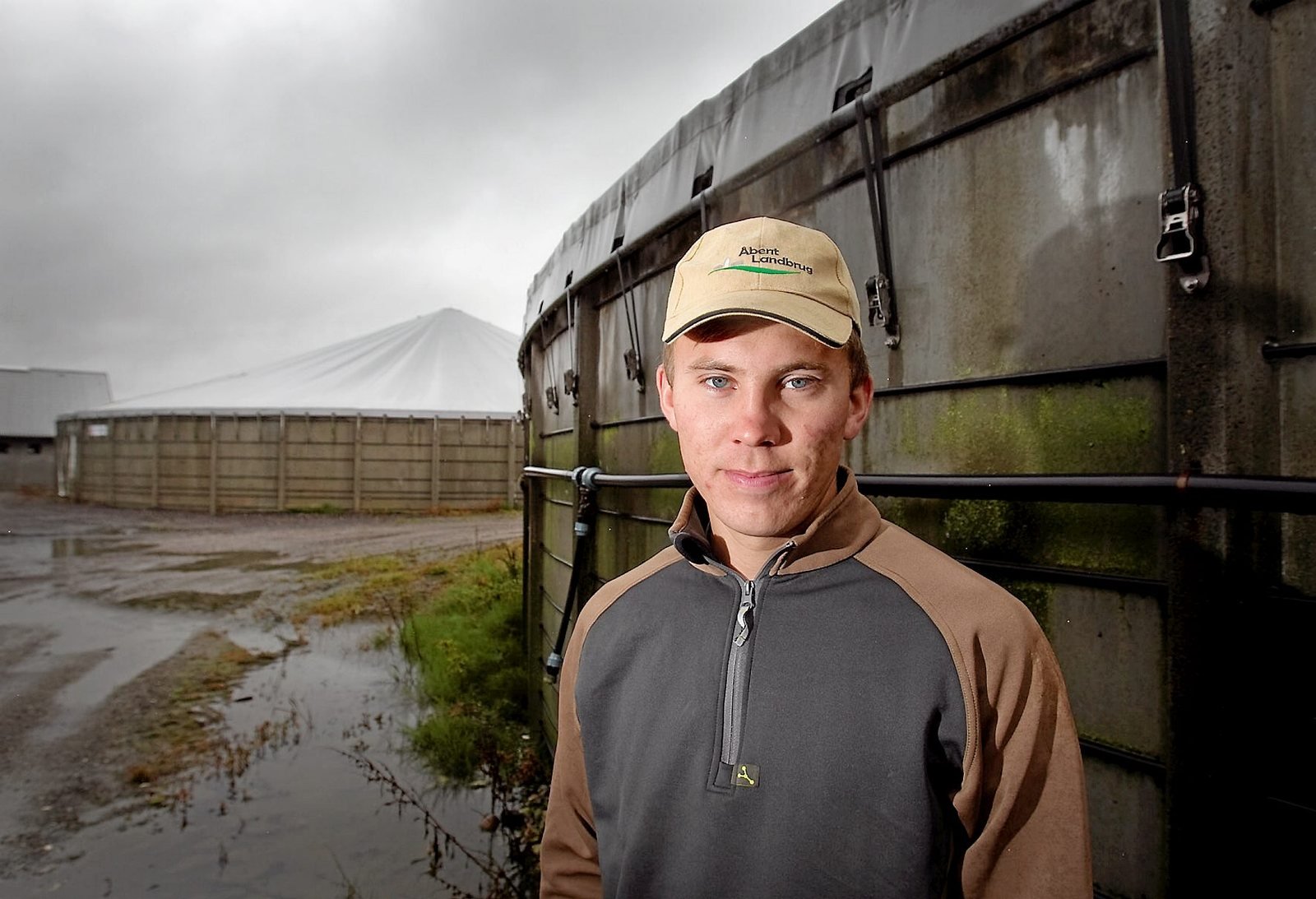 Kim Kjær Knudsen råder i forvejen over et af landets største svinelandbrug - nu bliver det endnu større