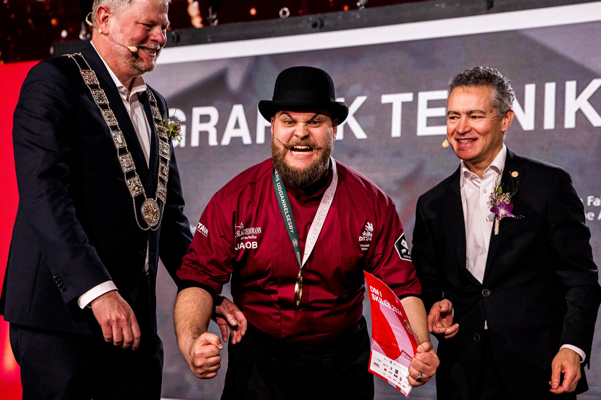 Jacob Sebastian Riber fra Roskilde, der er i lære hos Slagter Frimann i Støden, vandt Skills for gourmetslagtere på hjemmebane.