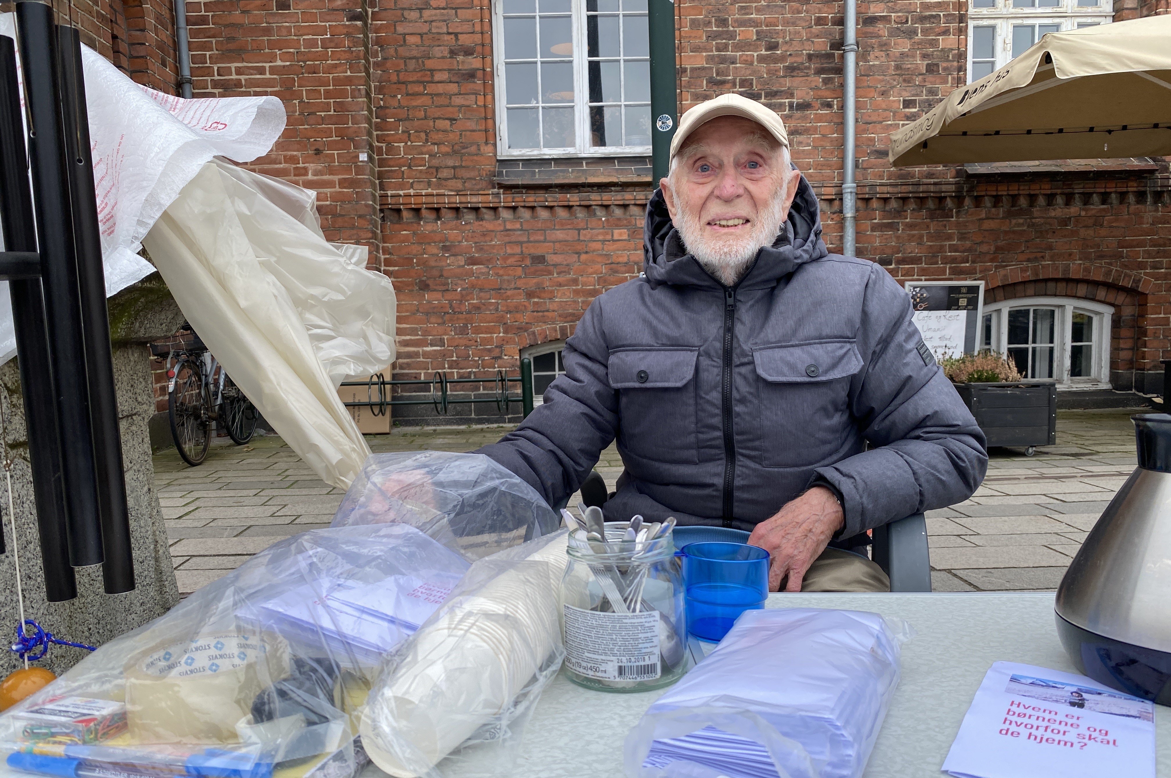 Johannes Pedersen har fået tilladelse til at demonstrere hver torsdag frem til jul.