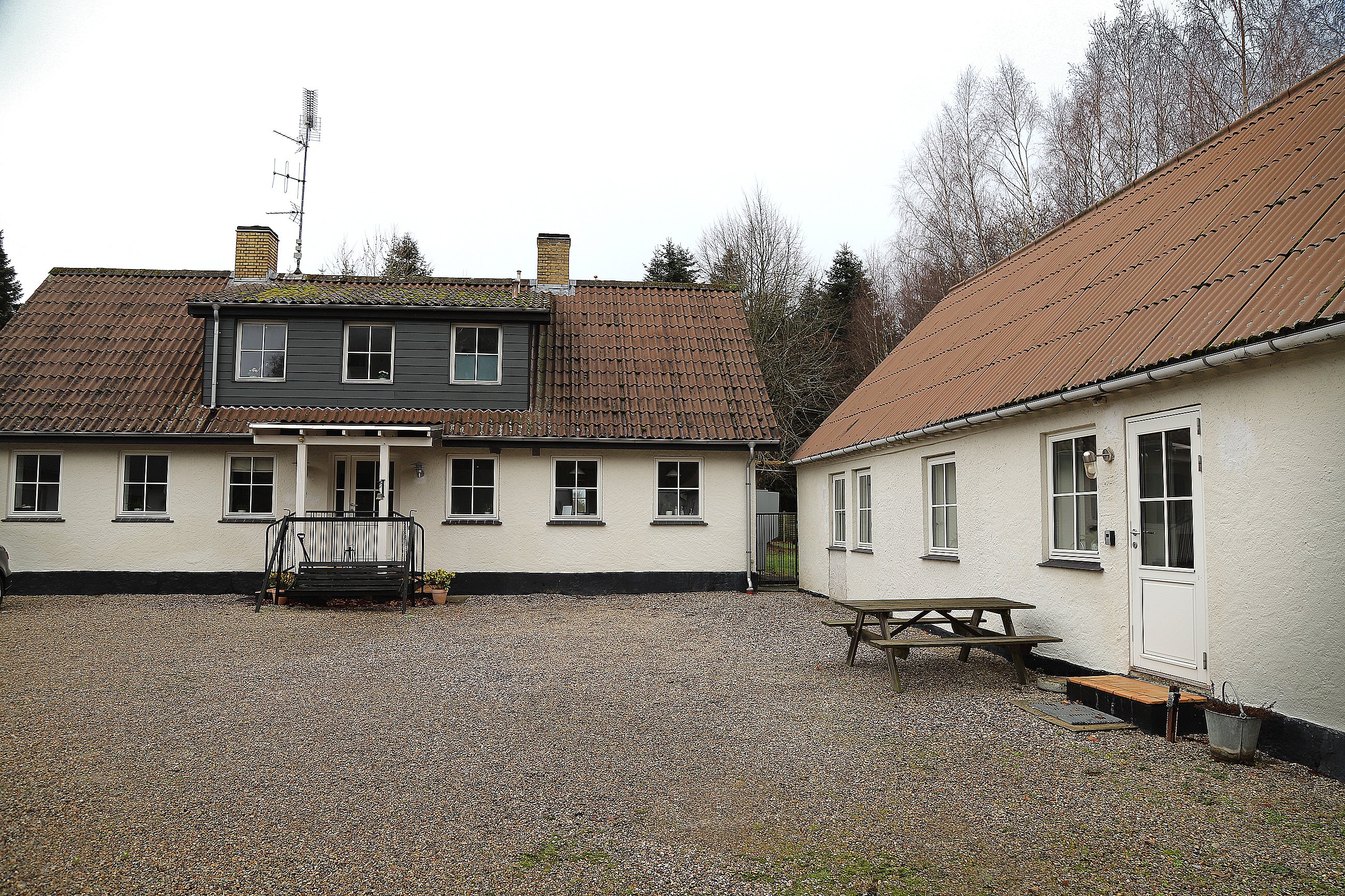 Billedet af Skovmosen 8 her er taget, inden kommunen var færdig med at renovere stedet og gøre det klar til de første beboere, der flytter ind 1. maj. Foto: Allan Nørregaard