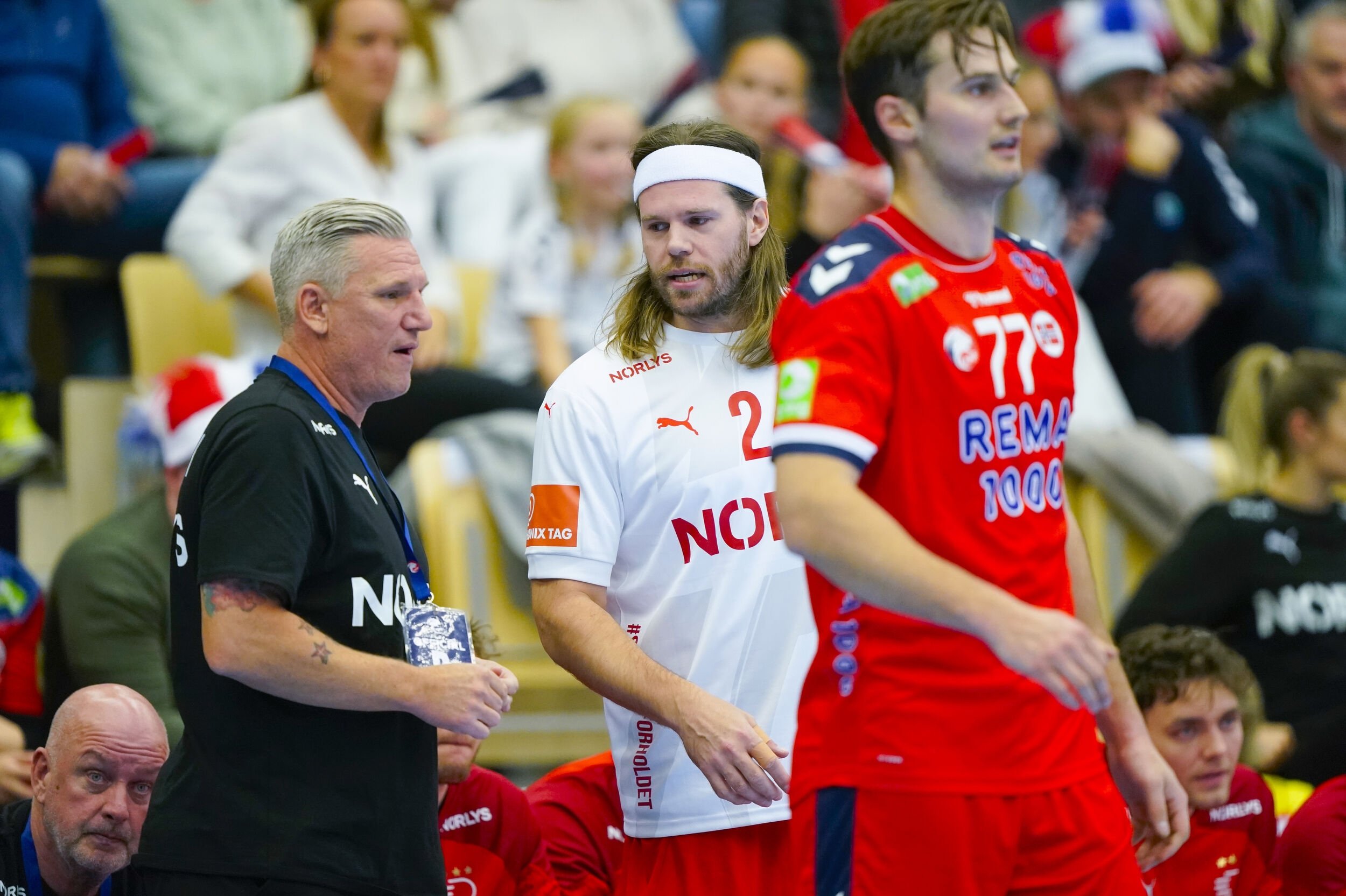 Danmark var aldrig bagud, da det i første Golden League-kamp mod Norge endte med en sejr på 27-24.