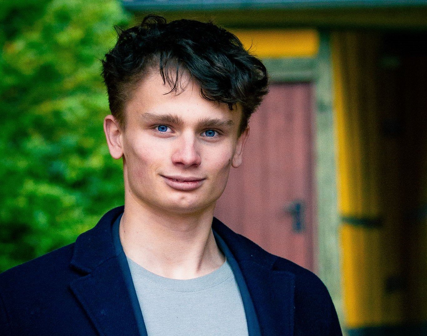 -  Alle, uanset uddannelse, alder eller social baggrund bør være politisk engagerede, siger Rasmus Whitehorn, der er ny formand for DSU Køge. Foto: DSU