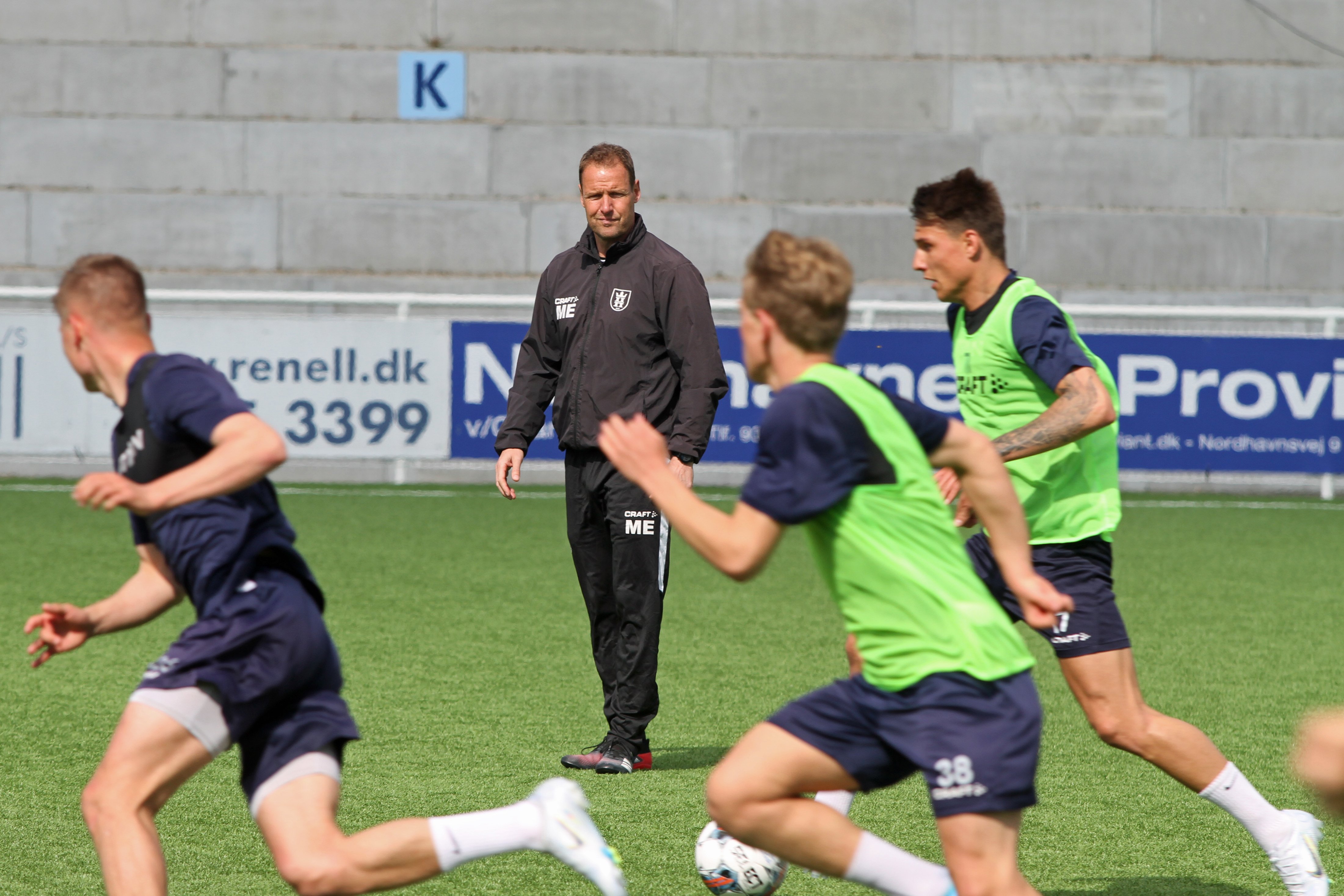 Morten Eskesen på træningsbanen i Helsingør. Her kommer han ikke til at stå mere, da han er blevet træner fra U18-U19-landsholdet.