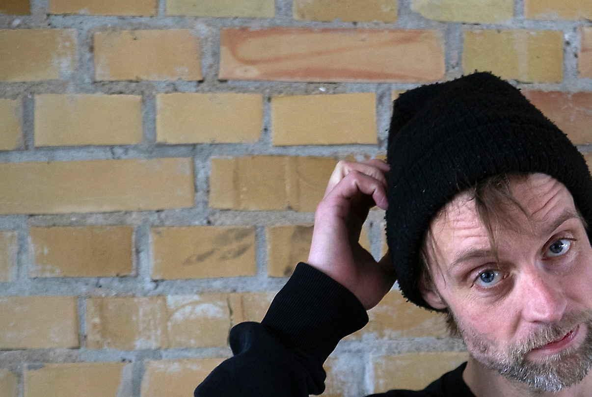 Tue West giver en akustisk koncert i Koncertkapellet på søndag. - Kim Rasmussen Tue West giver en akustisk koncert i Koncertkapellet på søndag.