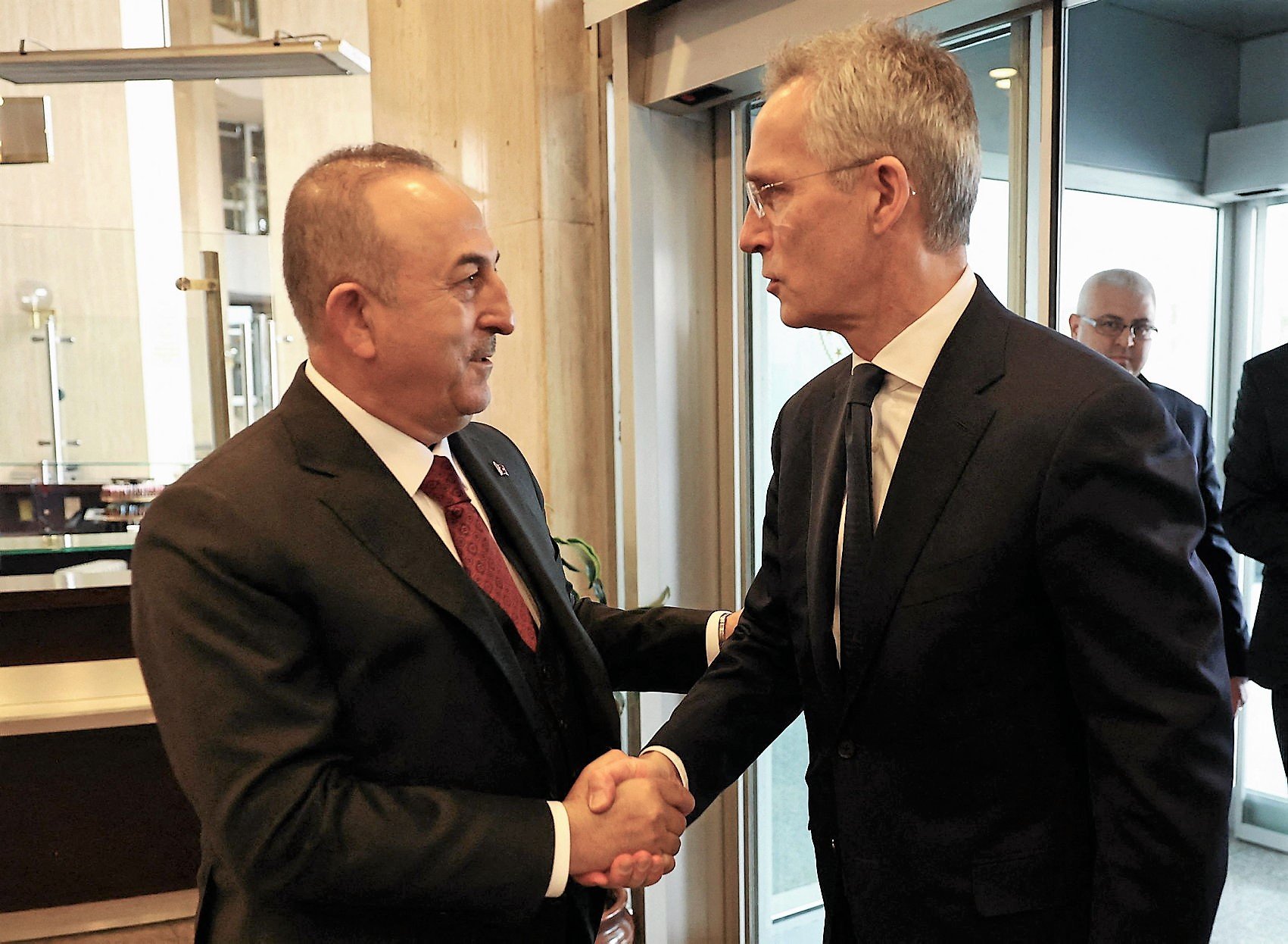 Tyrkiet er fortsat ikke klar til at lade Sverige blive medlem af Nato, siger Tyrkiets udenrigsminister.