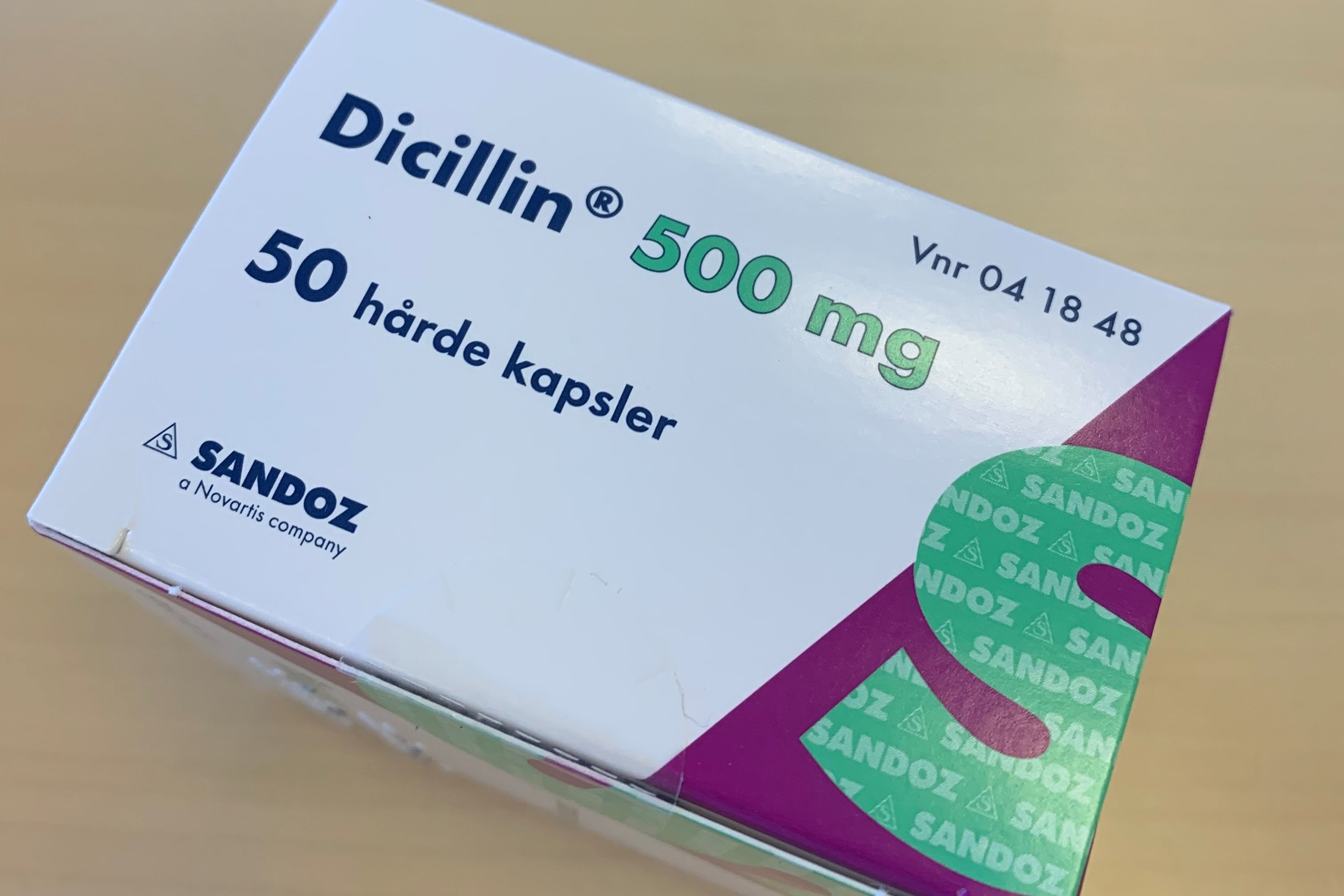 Lægemiddelstyrelsen tilbagekalder antibiotikummet Dicillin fra Sandoz efter fund af multiresistente bakterier.