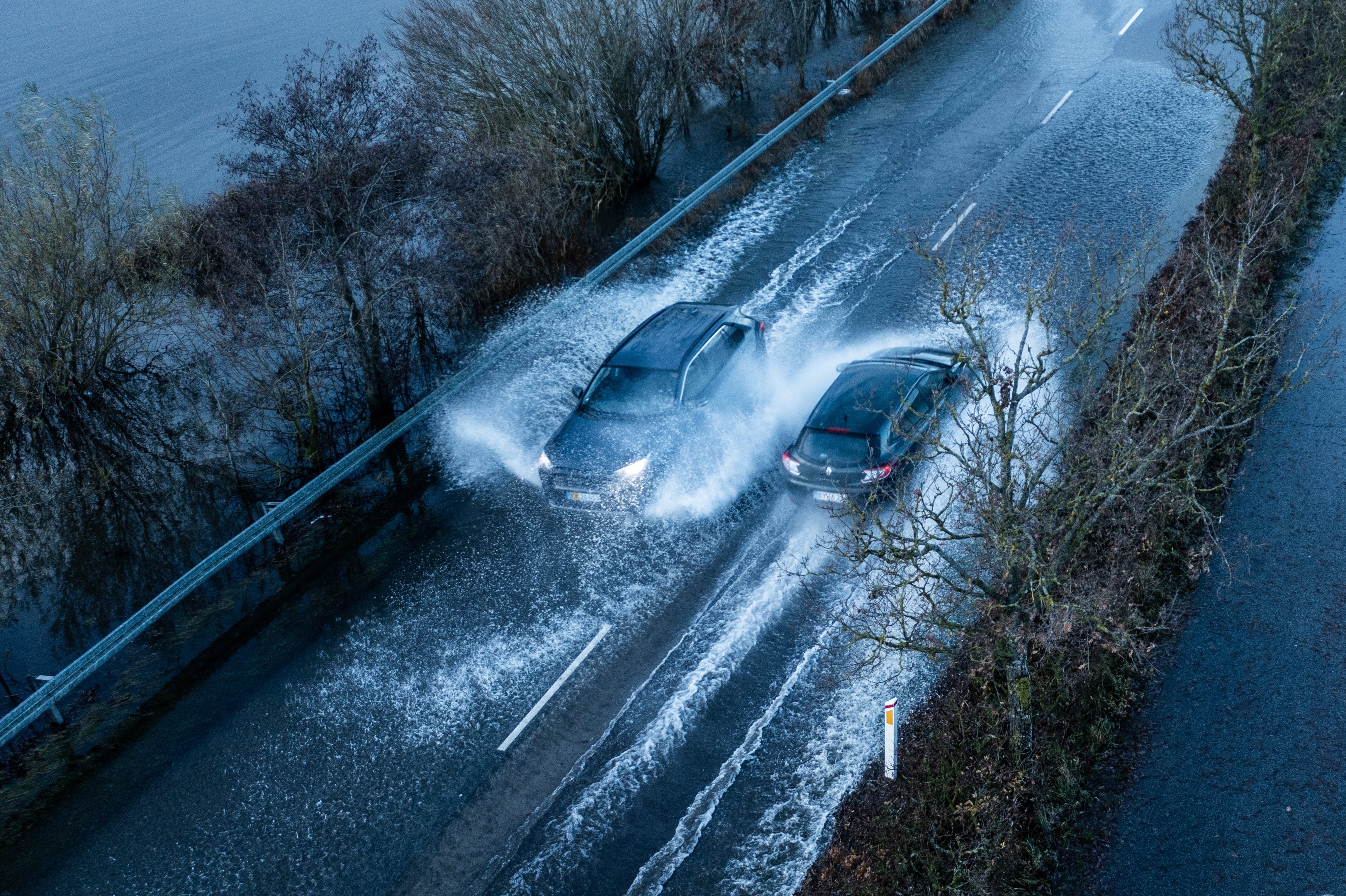 Klokken 8 onsdag morgen er der faldet 907,0 millimeter nedbør siden 1. januar. Det slår den tidligere rekord.