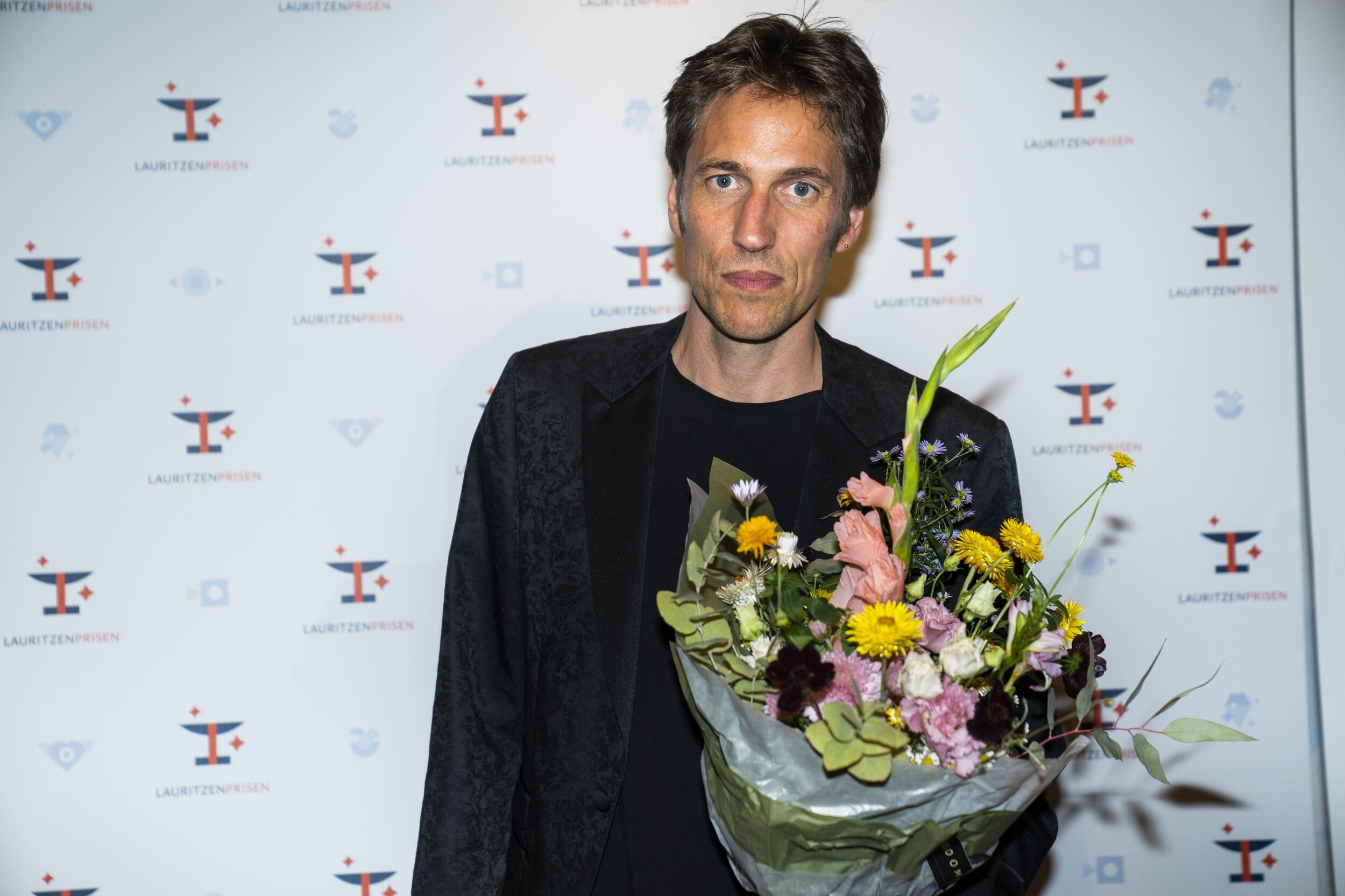 Christian Lollike er ikke bange for ømtålelige emner, og det er måske netop hemmeligheden bag hans succes. Han fylder 50 år 20. april.