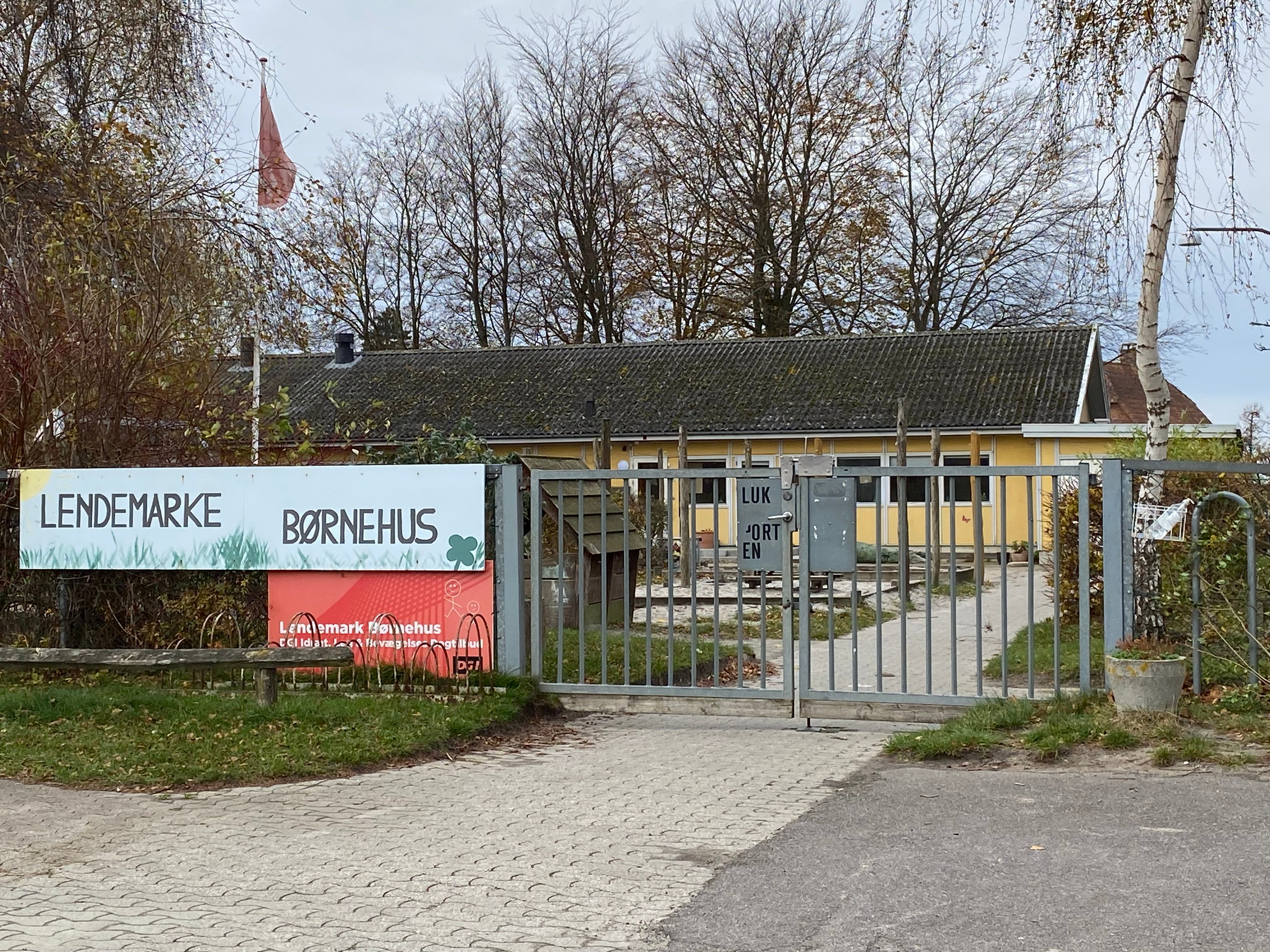 Bygningerne, som Lendemarke Børnehus bruger i dag, skal enten frigøres til andre kommunale formål eller sælges. Foto: Lene C. Egeberg