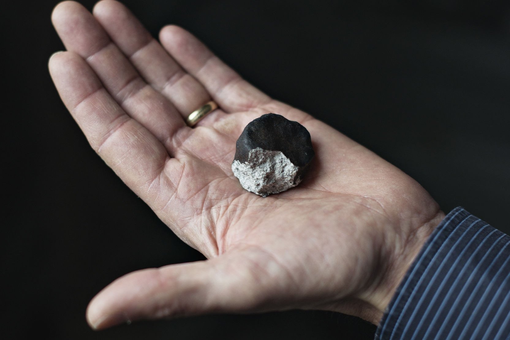 Der er endnu ikke fundet nedfaldne rester på landjorden fra den meteor, der 4. marts passerede over Danmark.