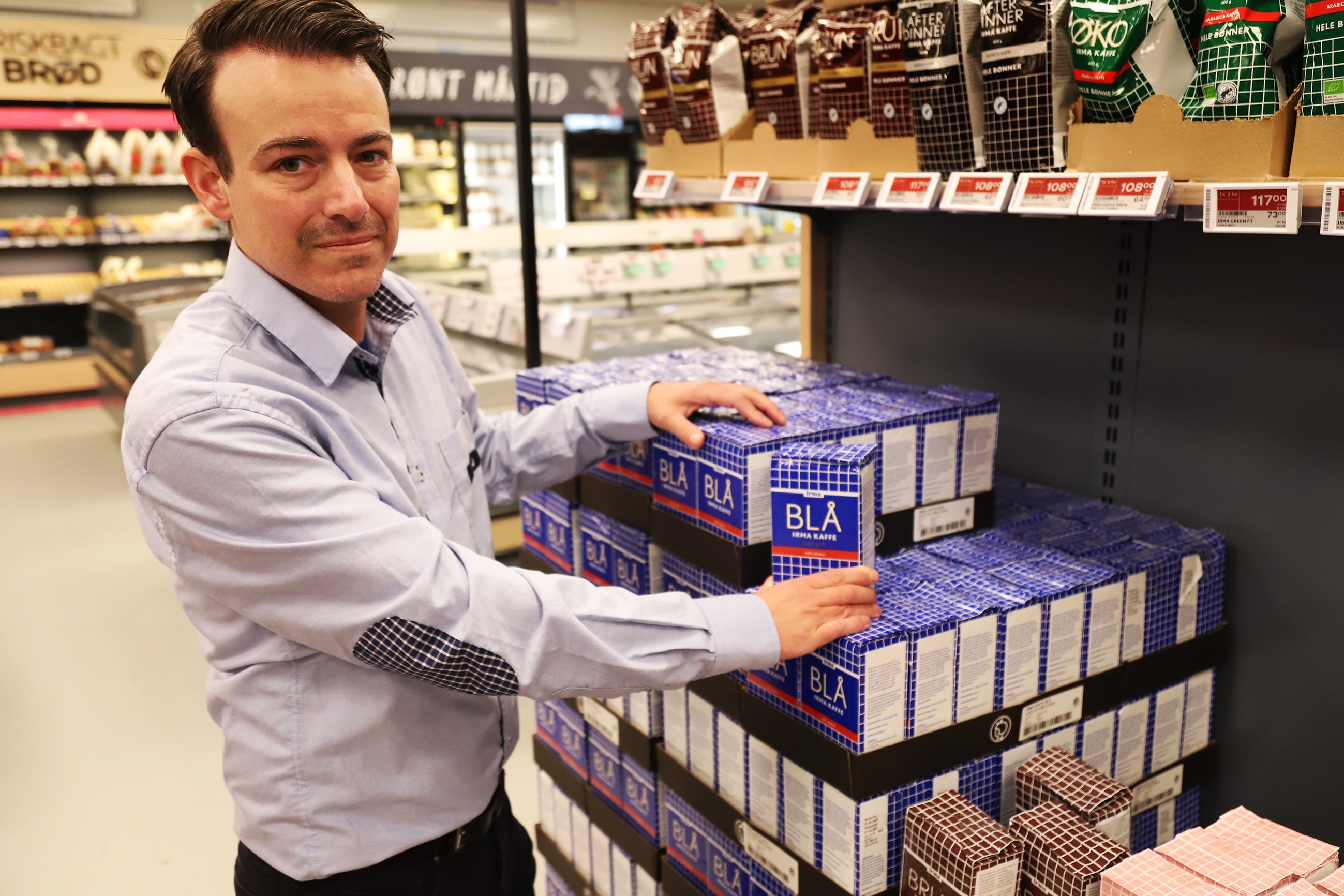 Thomas Christoffersen trådte til som butikschef i Irma i Humlebæk, efter en turbulent periode med skiftende chefer. Foto: Allan Nørregaard