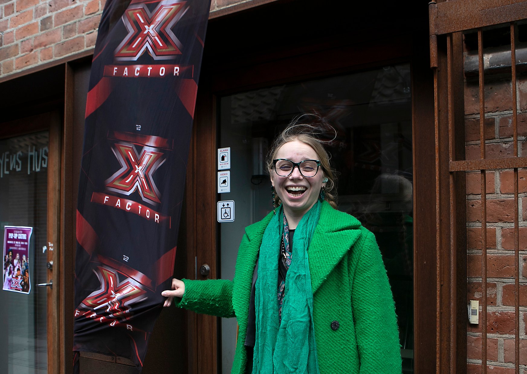 22-årige Amalie stillede op til X Factor casting iført sin yndlingsfarve grøn, og håber nu på at få en billet videre i konkurrencen. Foto: Kim Rasmussen