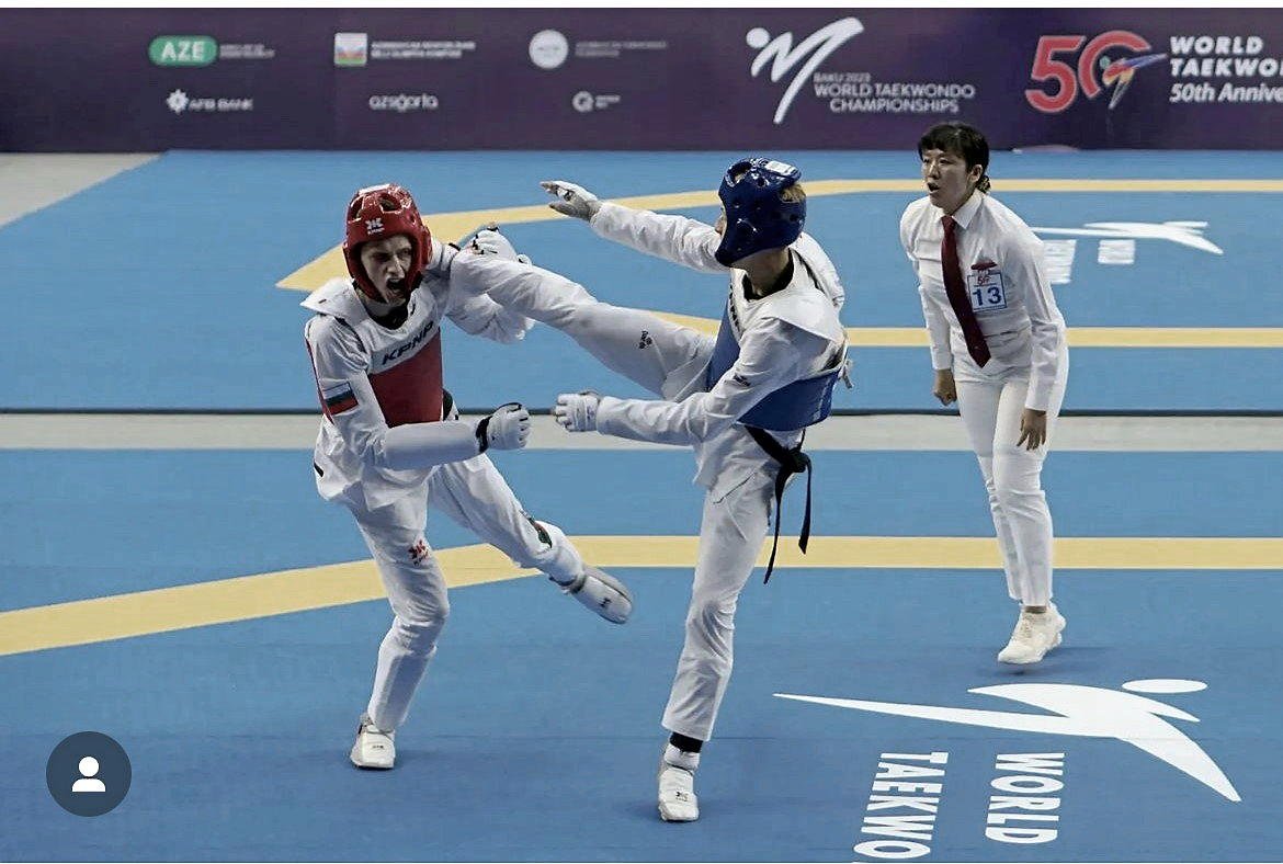 Tobias Hyttel, i blåt, var flyvende ved VM i Azerbaijan, hvor han kæmpede sig til en 5. plads.