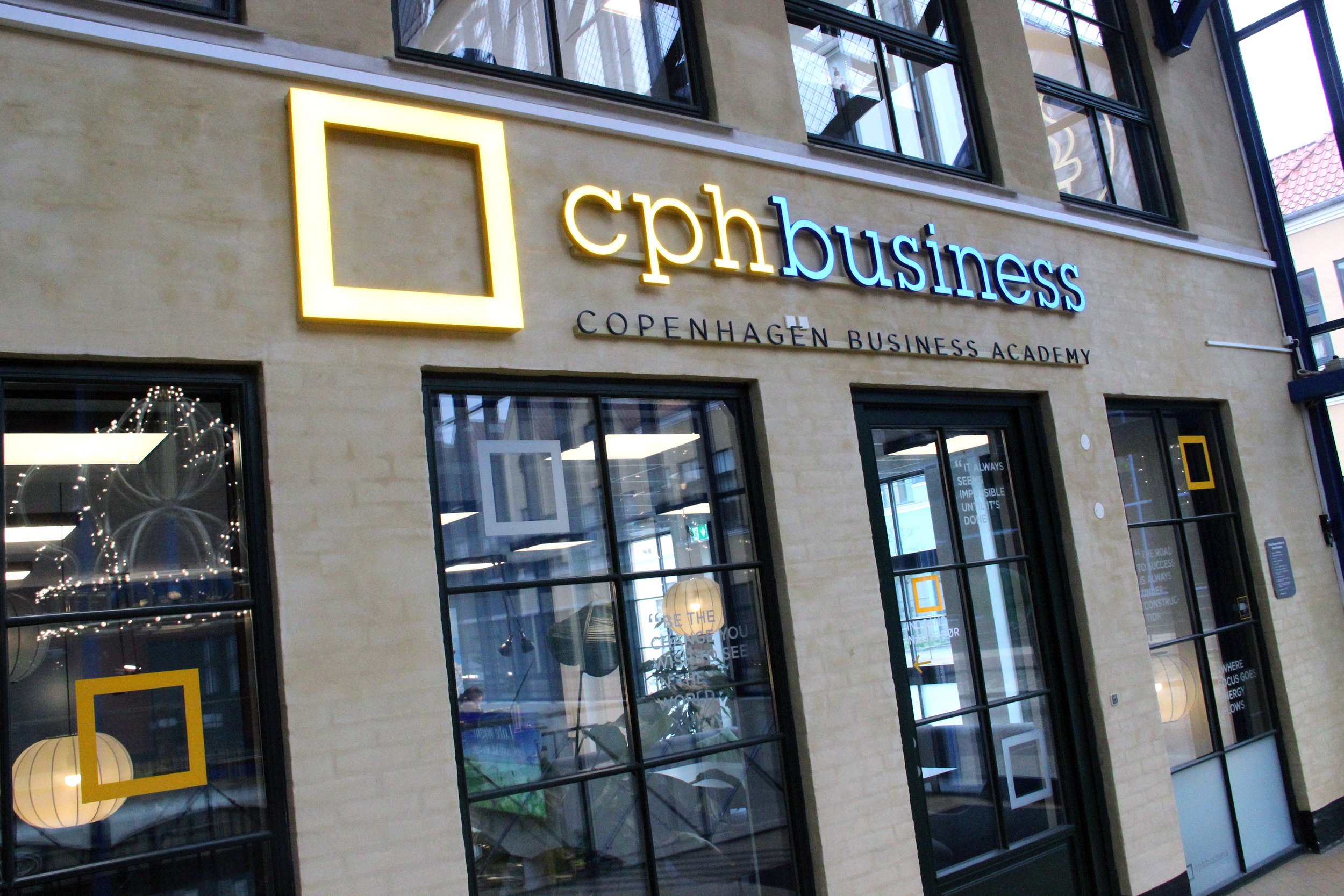 266 får i dag besked på, at de skal studere på en af Cphbusiness’ uddannelser i Hillerød. Foto: Martin Warming