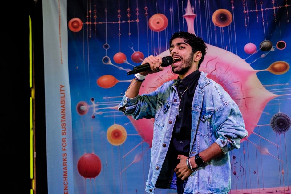 18-årige Ali rapper på Roskilde for anden gang: – Det er sindssygt ...