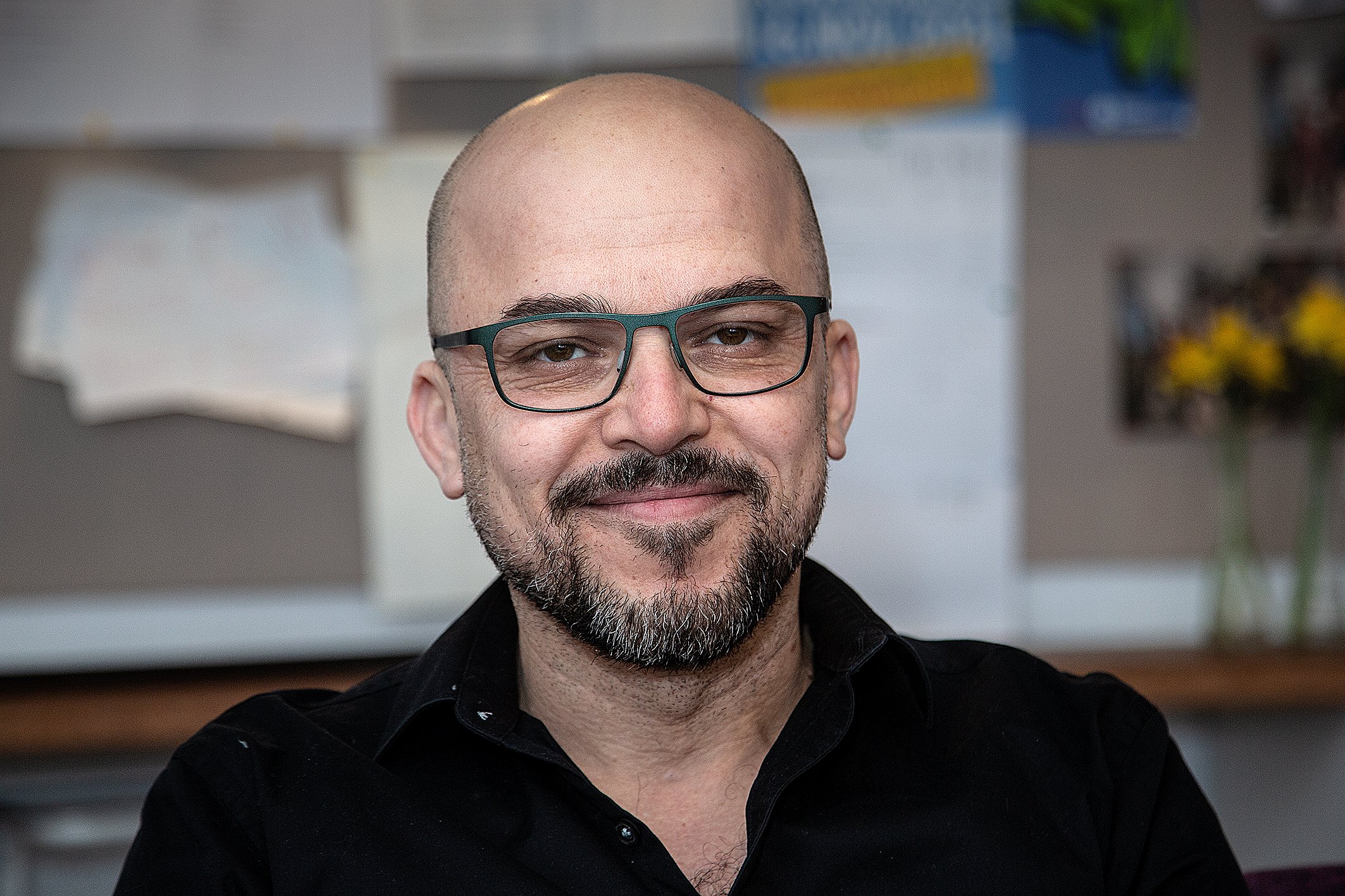 - Det er på tide at trække en streg i sandet, før det skader kommunens troværdighed ind- og udadtil. Det er fuldstændig vanvittigt, at det er kommet så vidt, siger Khaled Mustapha (L).