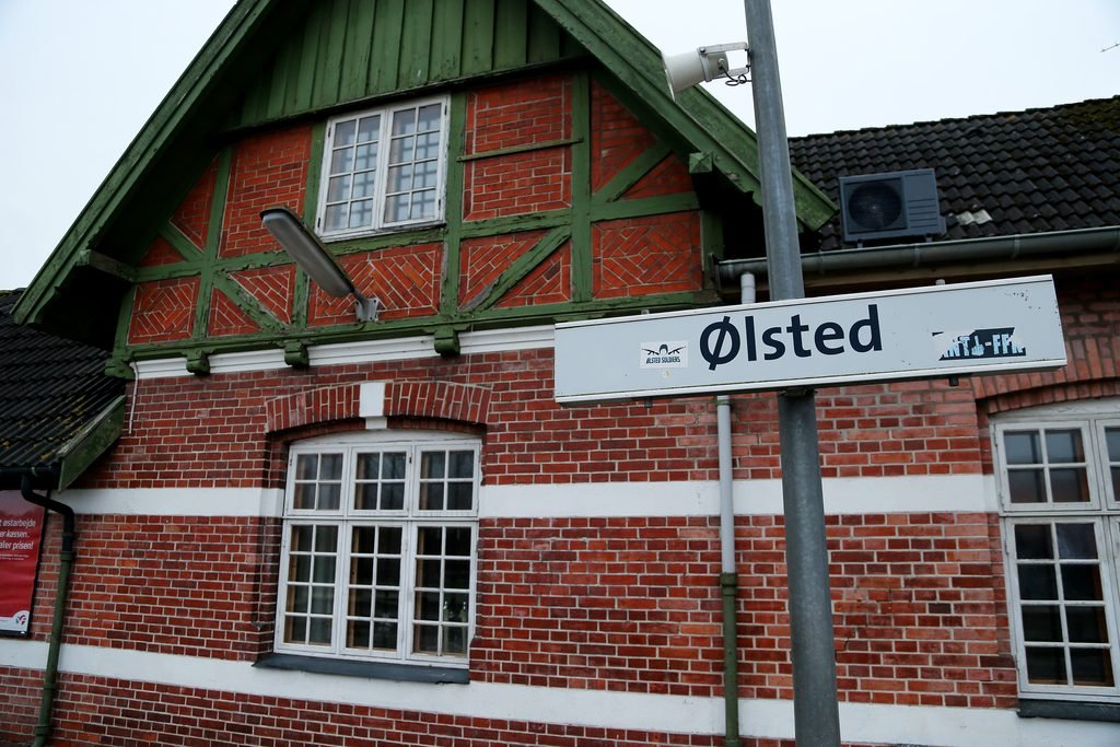 I maj påbegyndes arbejdet med at forsyne Ølsted med fjernvarme