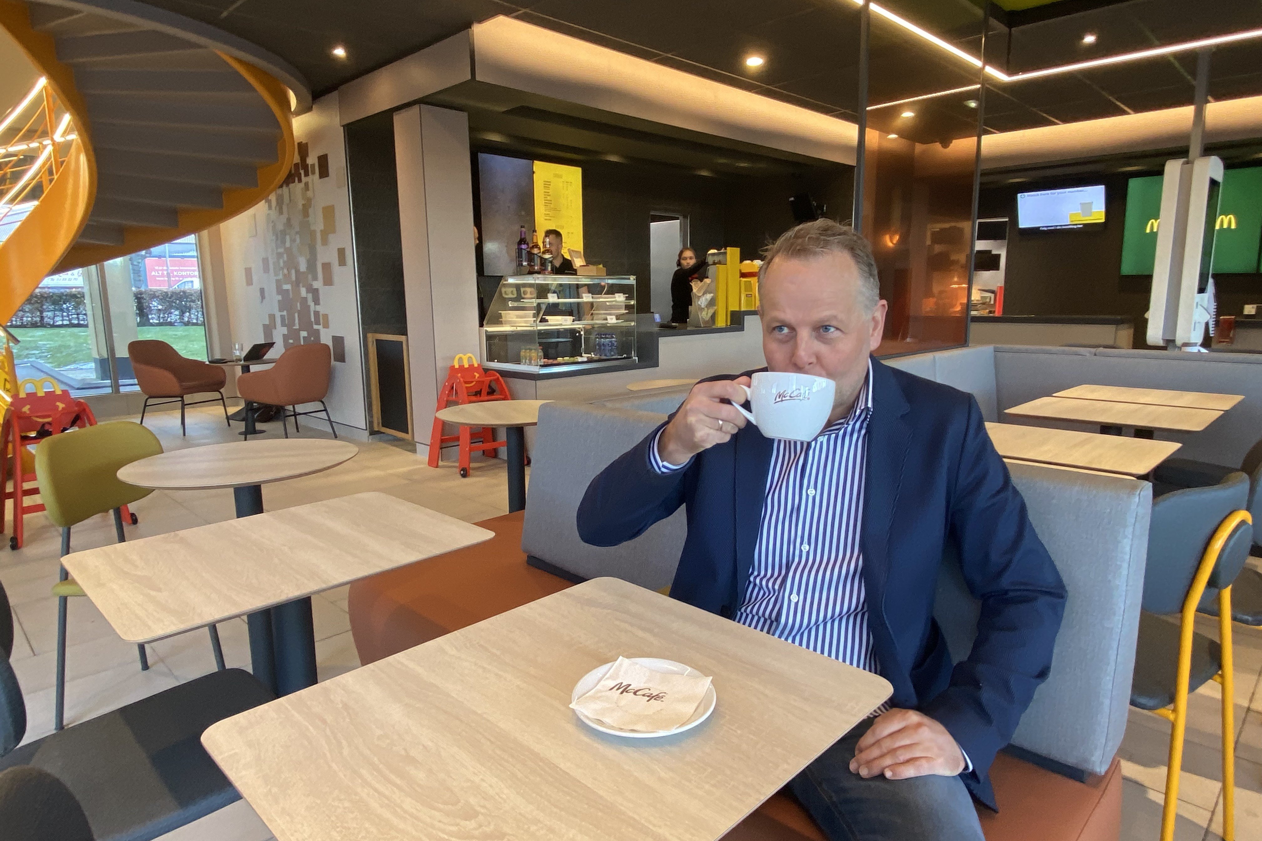 Christian Juel Glem, Roskildes Mr. McDonald's, tør næsten ikke gætte på,hvornår den nye McDonald's på Darupvej kan åbne.