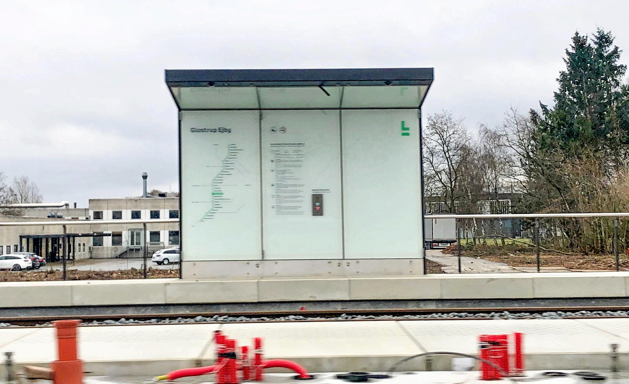 Effekten af letbanebyggeriet kan efterhånden ses. Her et stoppested i Glostrup. Foto: Peter Kenworthy.