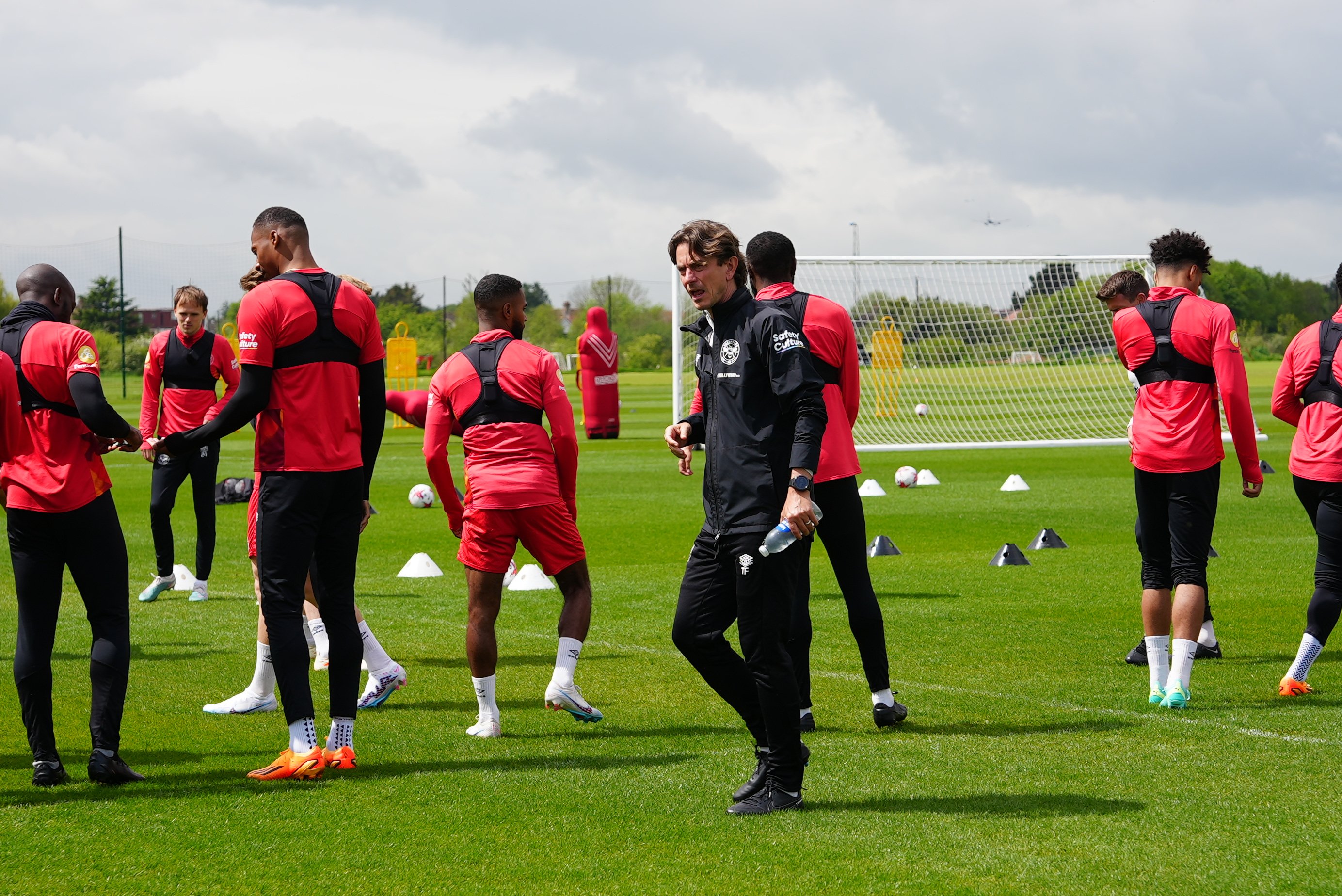 Thomas Frank på træningsbanen i Brentford