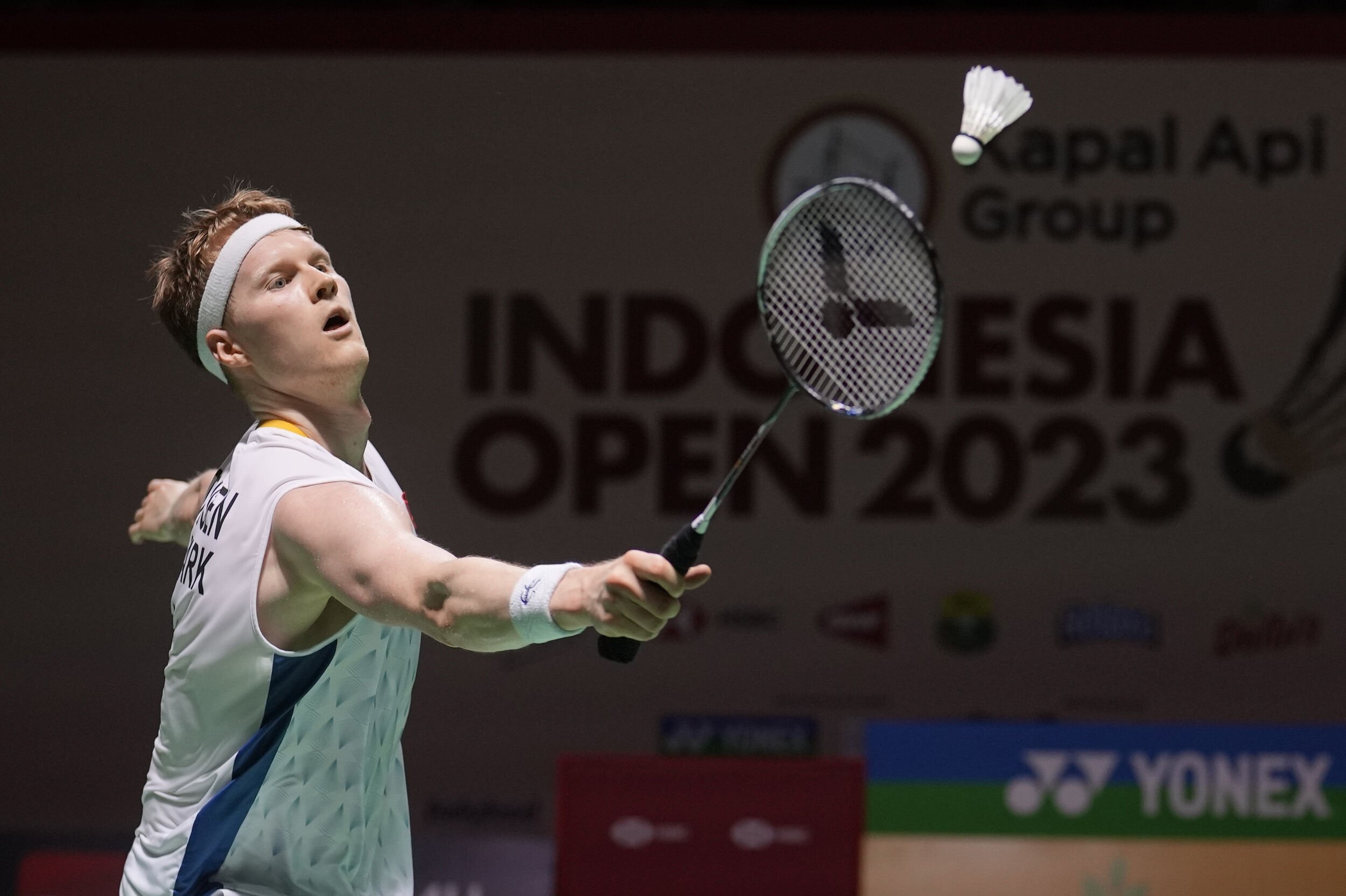 Anders Antonsen slog tredjeseedede Shi Yu Qi i to sæt og er klar til finalen i Korea Open.