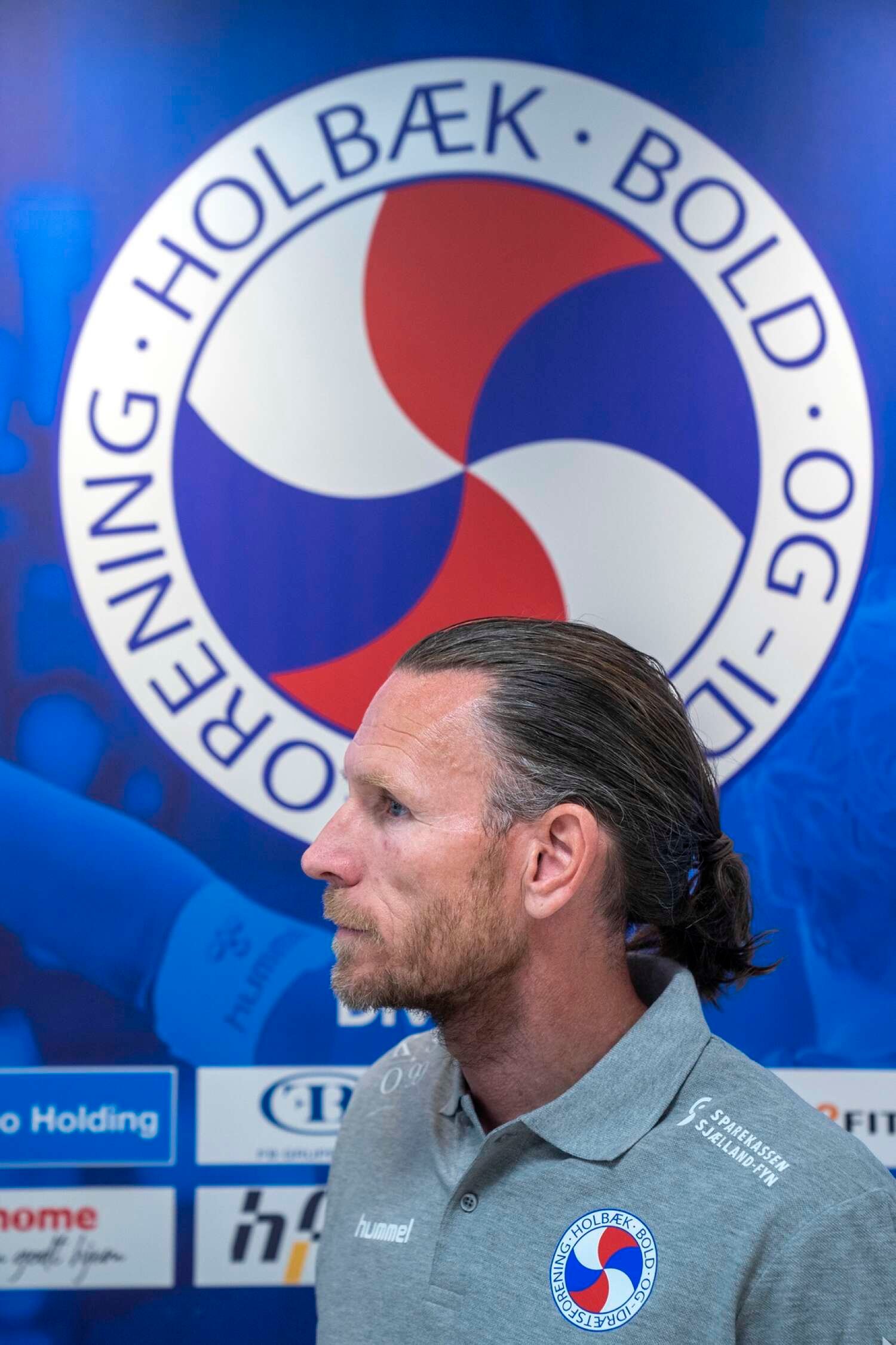 Janus Bond har været ansat i flere superligaklubber som fysisk træner og assistenttræner, før han ankom til Holbæk B&I i rollen som både sportschef og cheftræner. Foto: Anders Ole Olsen