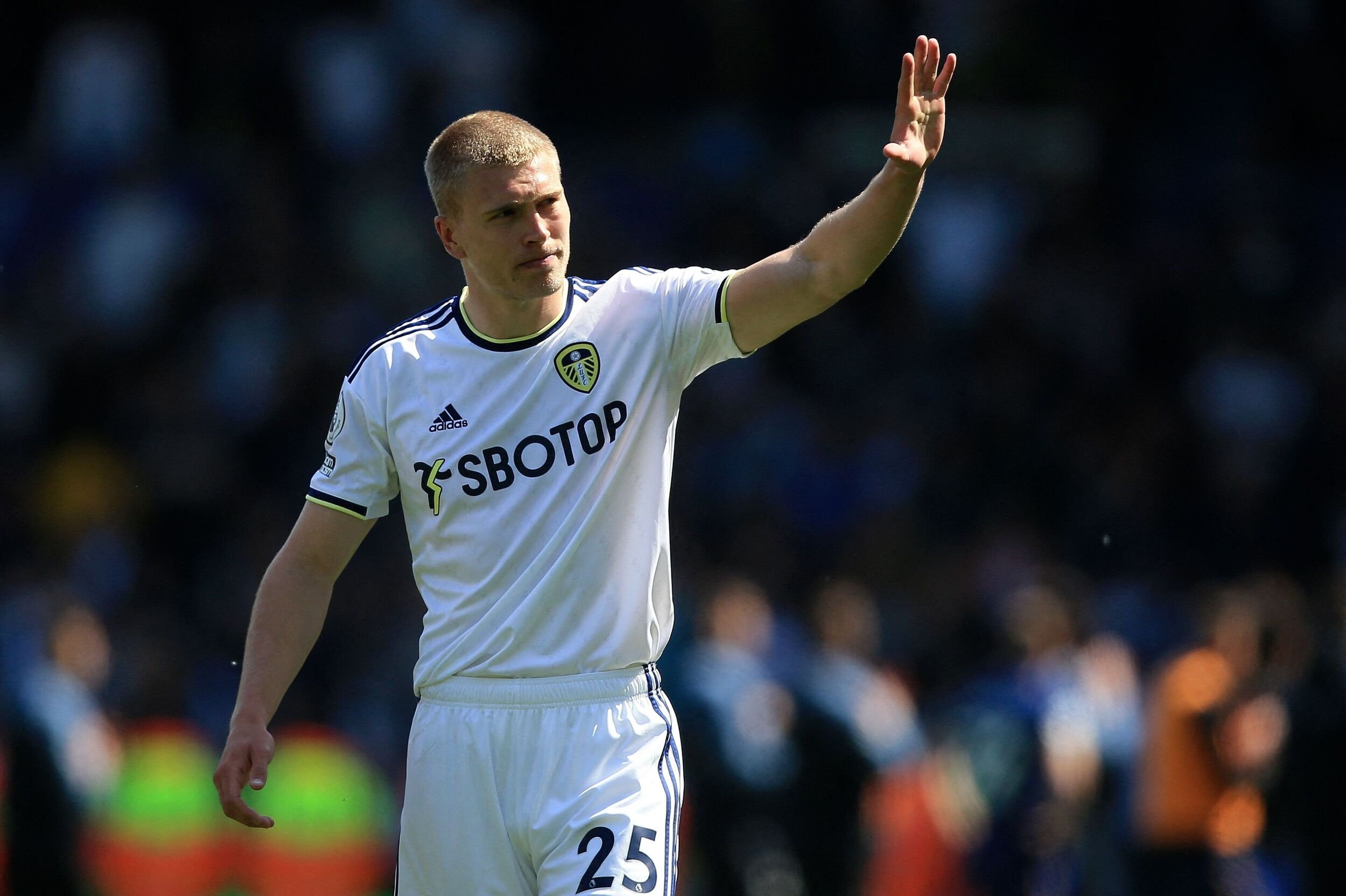 Rasmus Nissen Kristensen skifter fra Leeds til AS Roma på en lejeaftale, der løber hele den kommende sæson.