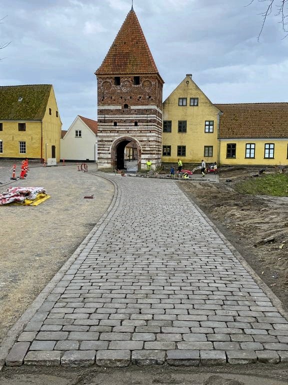 Byporten i Stege er nomineret til Brolæggerprisen 2023. Foto: Brolæggerlauget