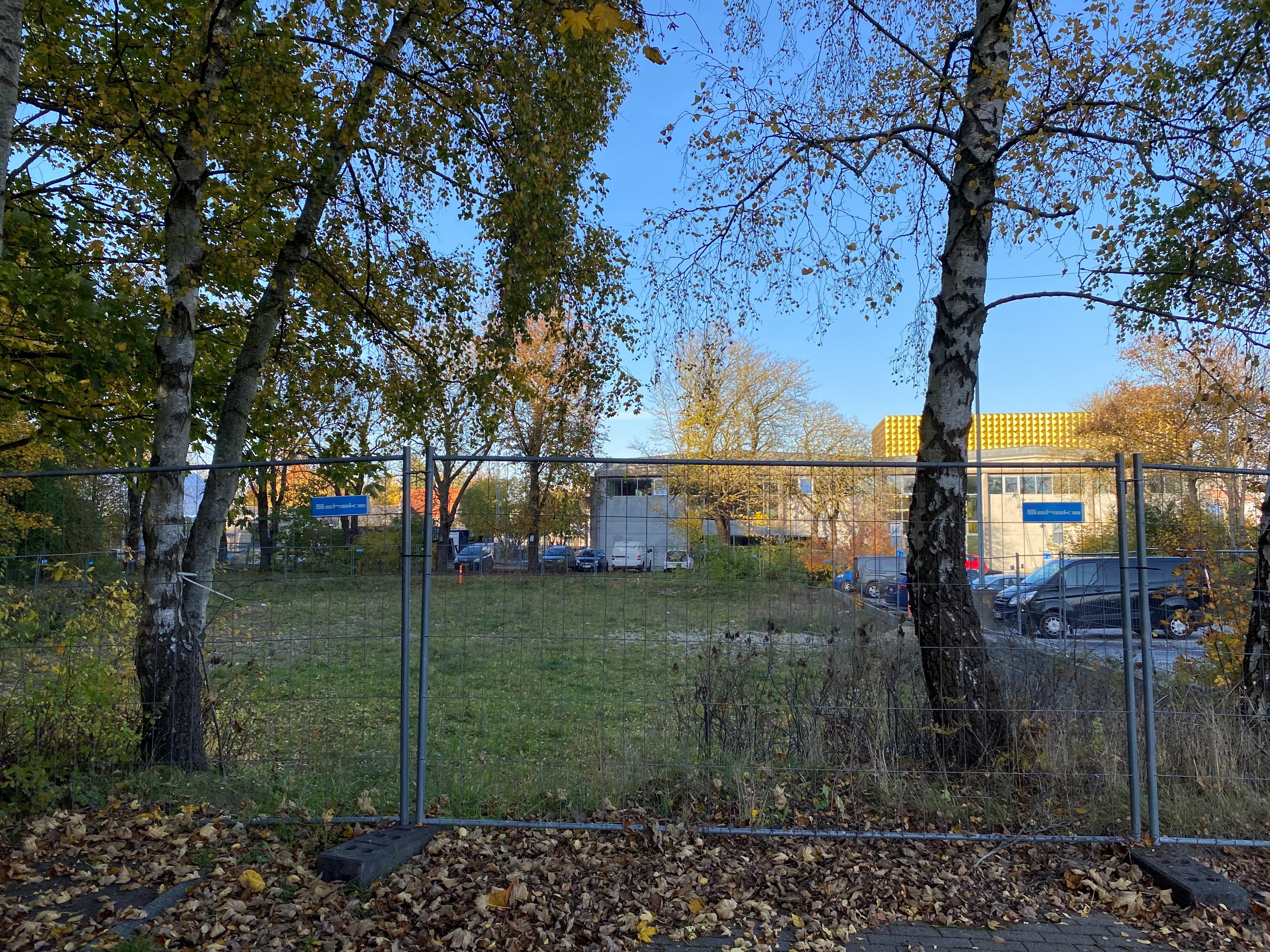 Det er på denne grund ved siden af Roskilde Festival Højskole, at Håndværkskollegiet er planlagt til at blive opført.
