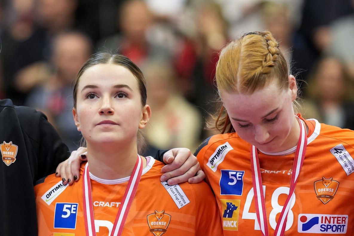 Efter tre sæsoner i Odense Håndbold drager hollænderne Dione Housheer og Bo van Wetering til sommer videre.
