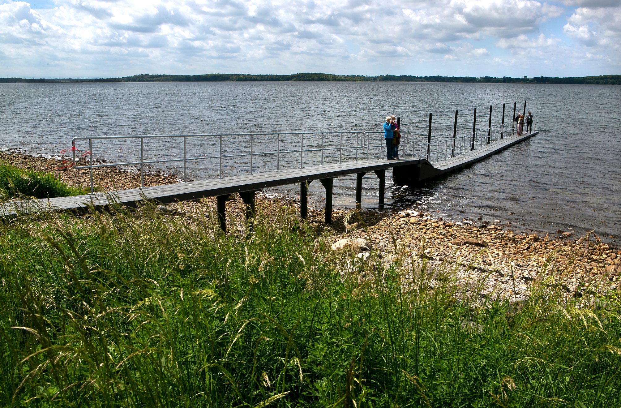 Tilstanden i fjordene skal forbedres - blandt andet gennem en række tiltag rundt i kommunen. På billedet ses badebroen ved Kyndeløse.