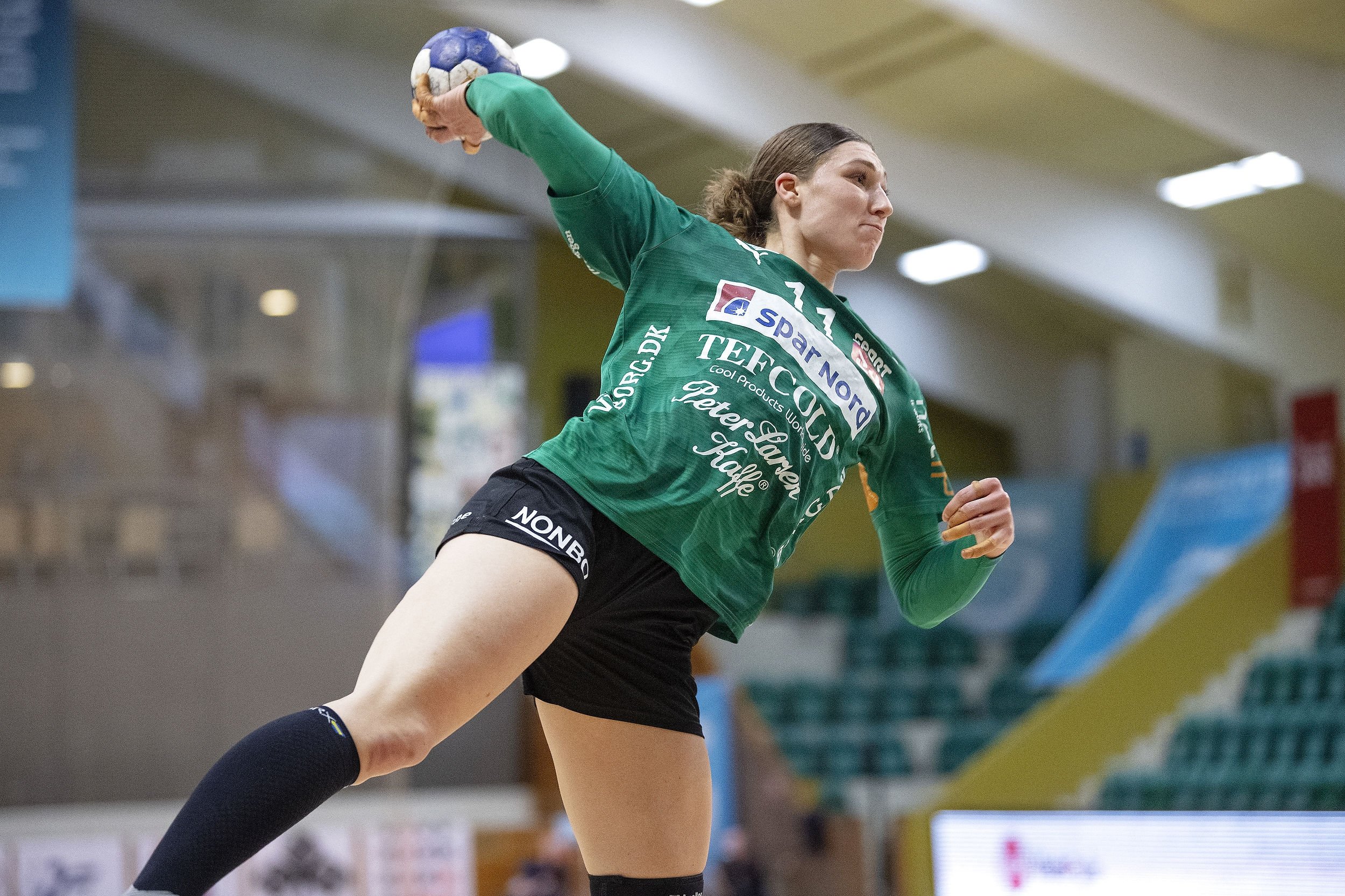 Fra næste sæson bliver Viborg svækket med Line Haugsteds afgang. Hun skifter til en anden klub.