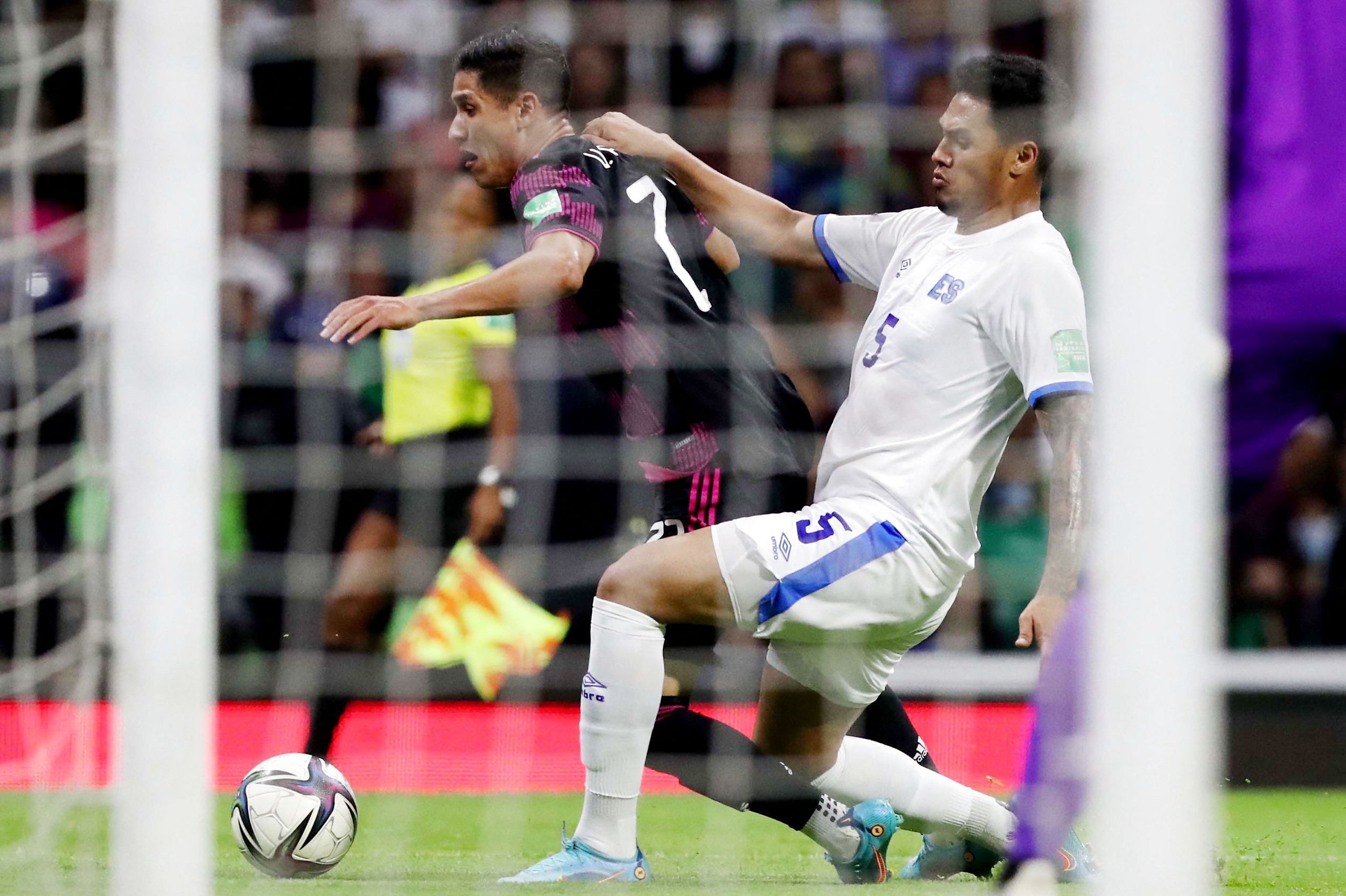USA og Mexico sikrer sig deltagelse ved VM i fodbold i Qatar, og nu er der kun tre pladser tilbage.