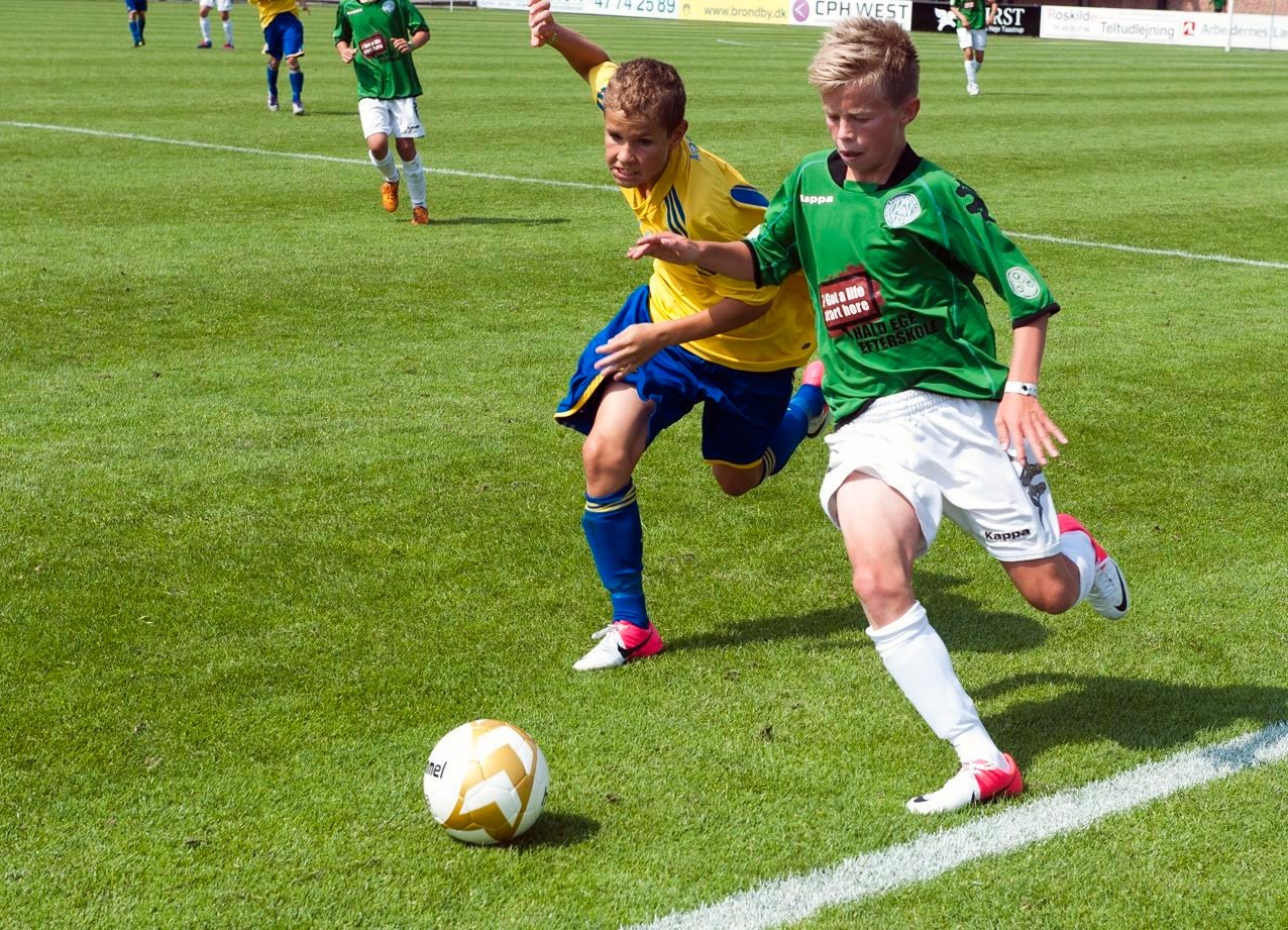 Frederikssund Kommune har sat penge af til, at børn og unge fra flygtningefamilier fra Ukraine kan gå til sport og andet med andre børn i kommunen. Foto: Kenn Thomsen