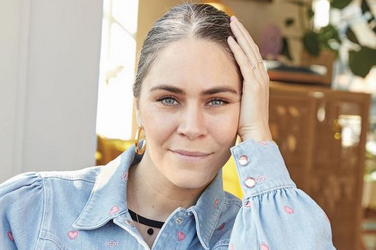 Mette Marie Lei Lange har 65.000 følgere på Instagram, og forhåbentlig vil nogle af dem blive inspireret til at tage på ferie i Sydsjælland og på Møn. Foto: Instagram