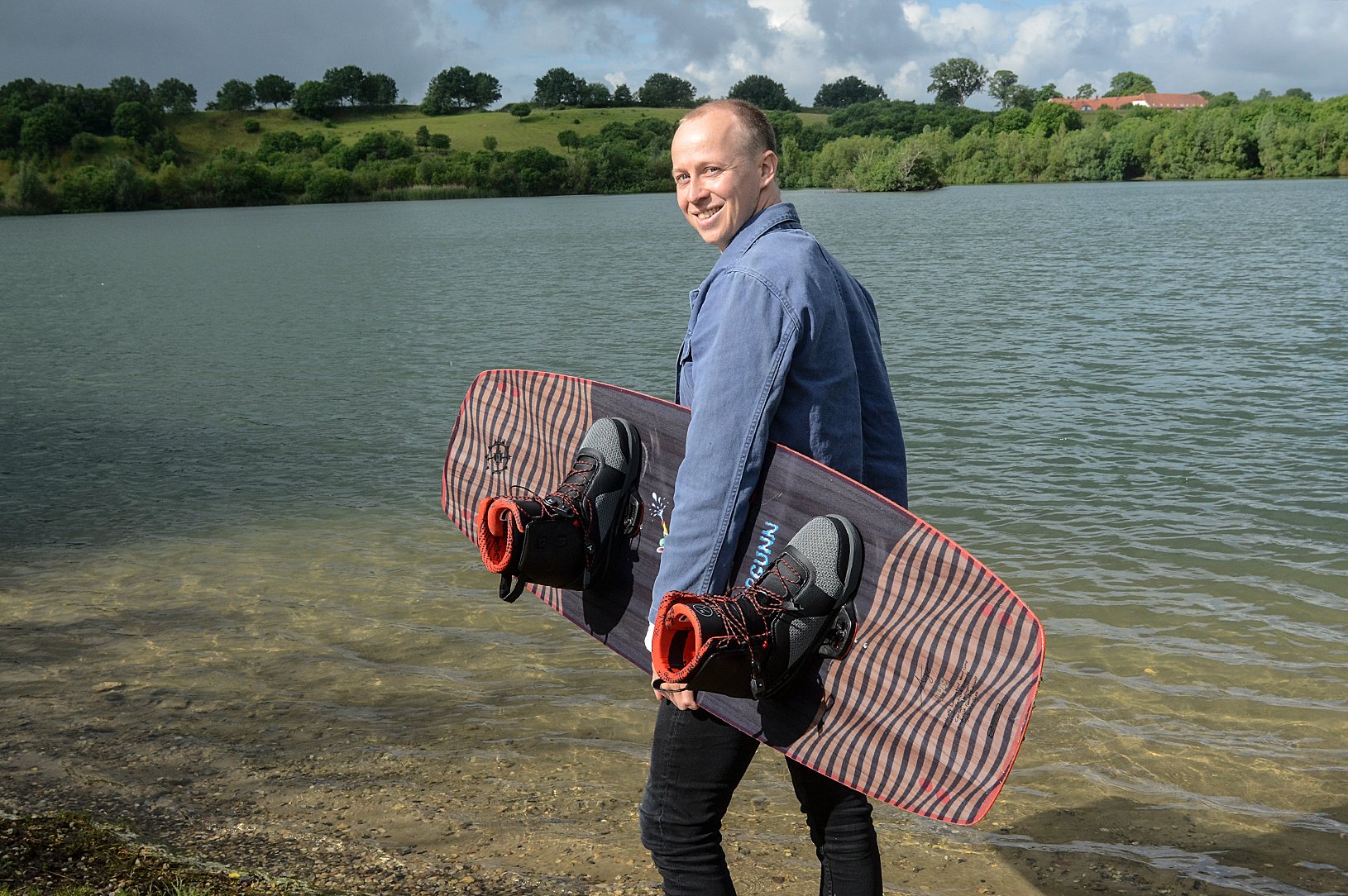 Efter flere års ventetid kan Mikkel Nyman og andre snart tage deres wakeboard under armen og begive sig ud på søen i Nordsjælland.