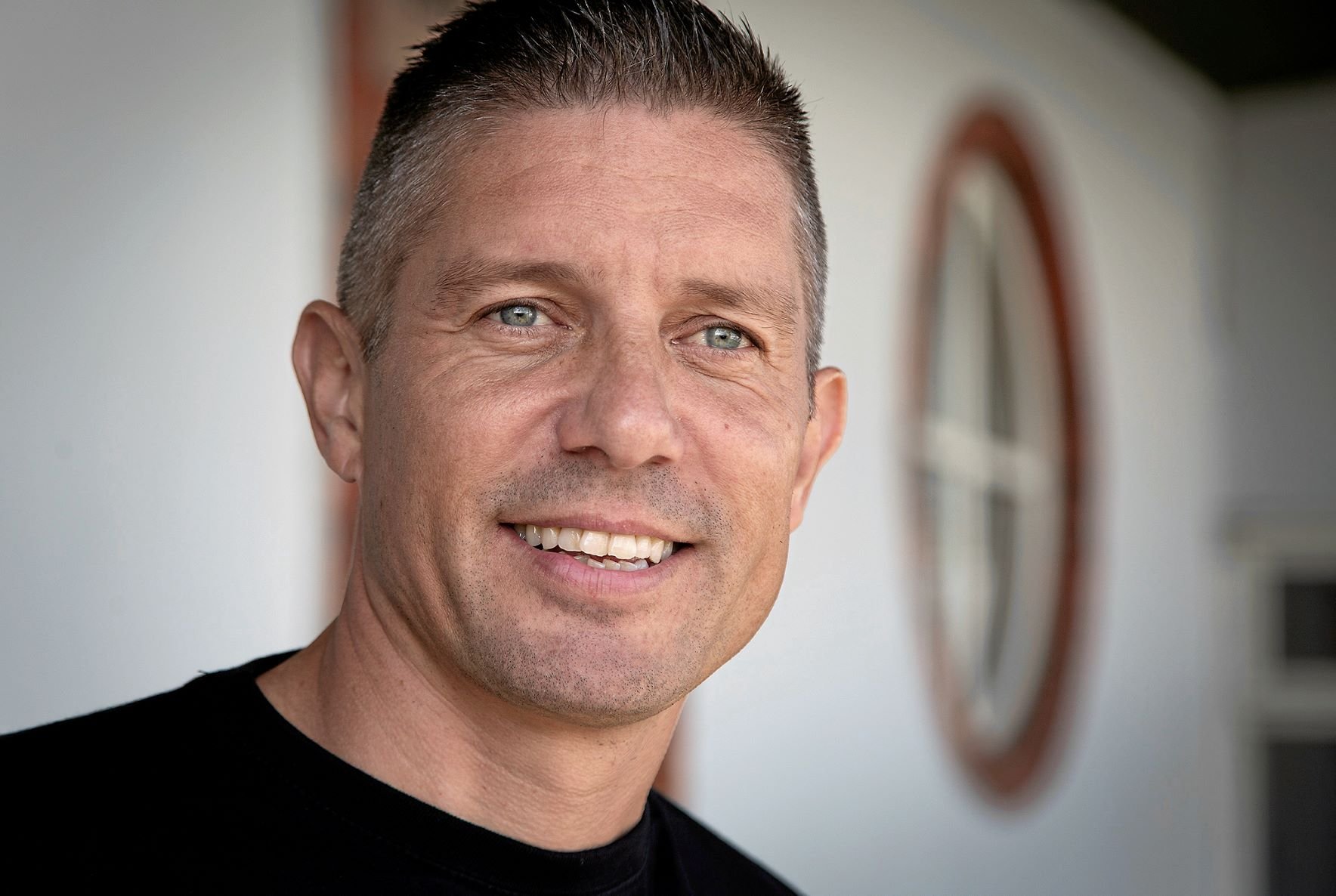 Festival-talsmand Johnny Elmelund glæder sig over store donationer fra to fonde.