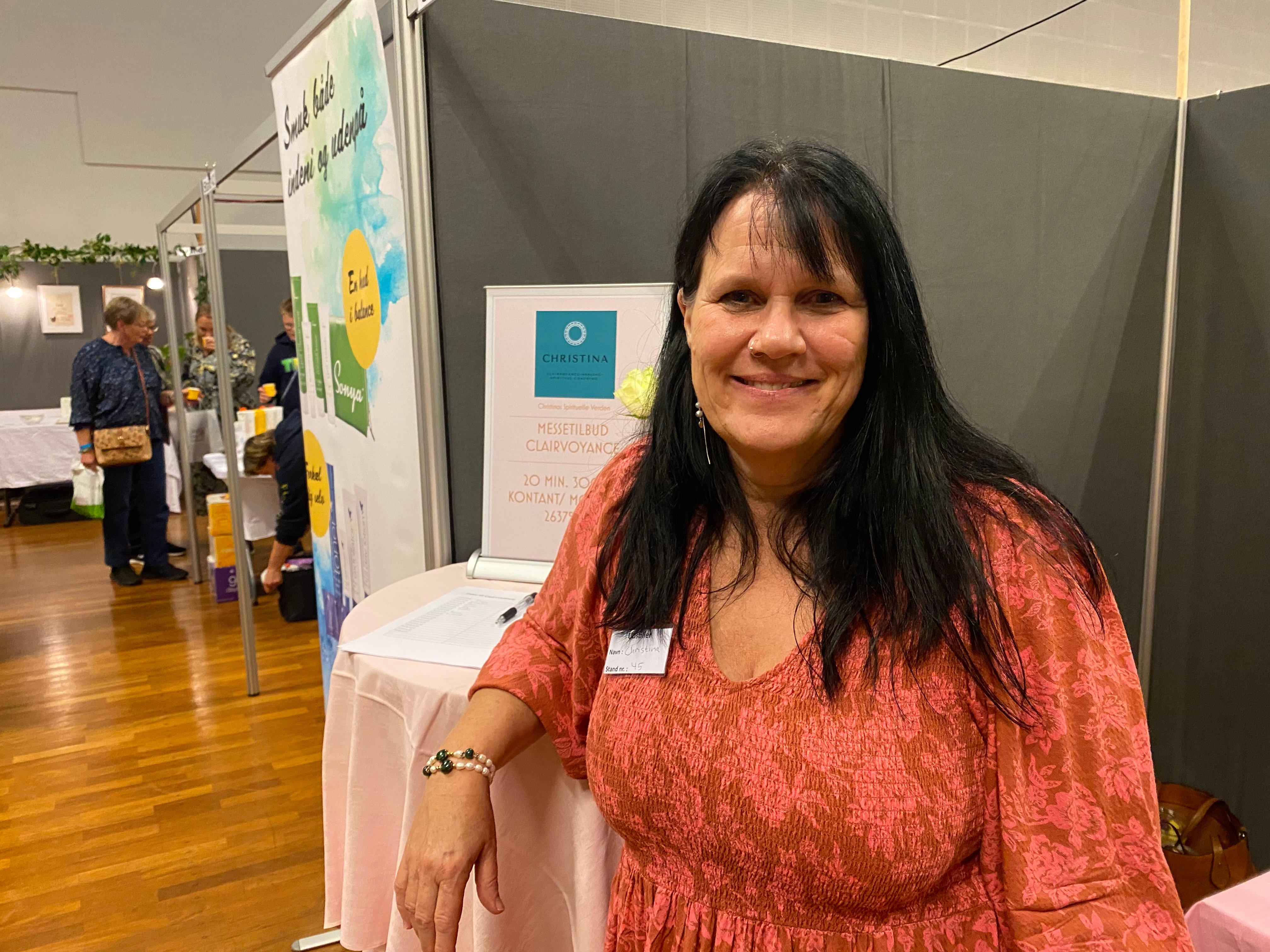 Clairvoyant Christina Sværke får især spørgsmål om kærlighed. Foto: Britt Nielsen