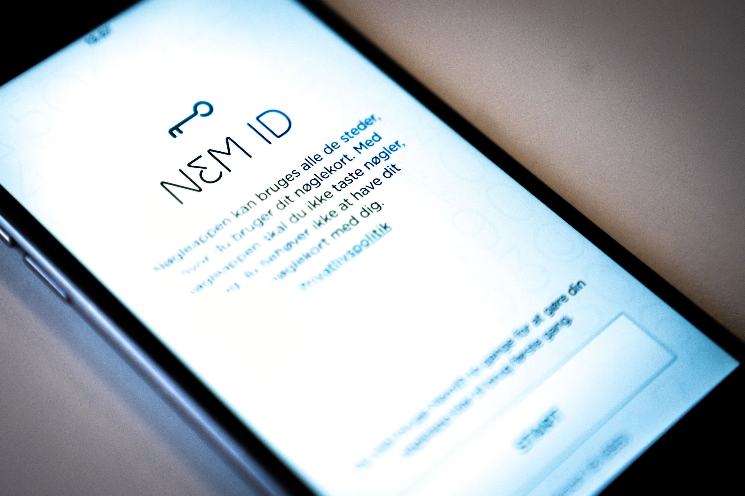Nets skifter fokus fra e-ID-løsninger til betalingsløsninger og vil sælge NemID og MitID fra.