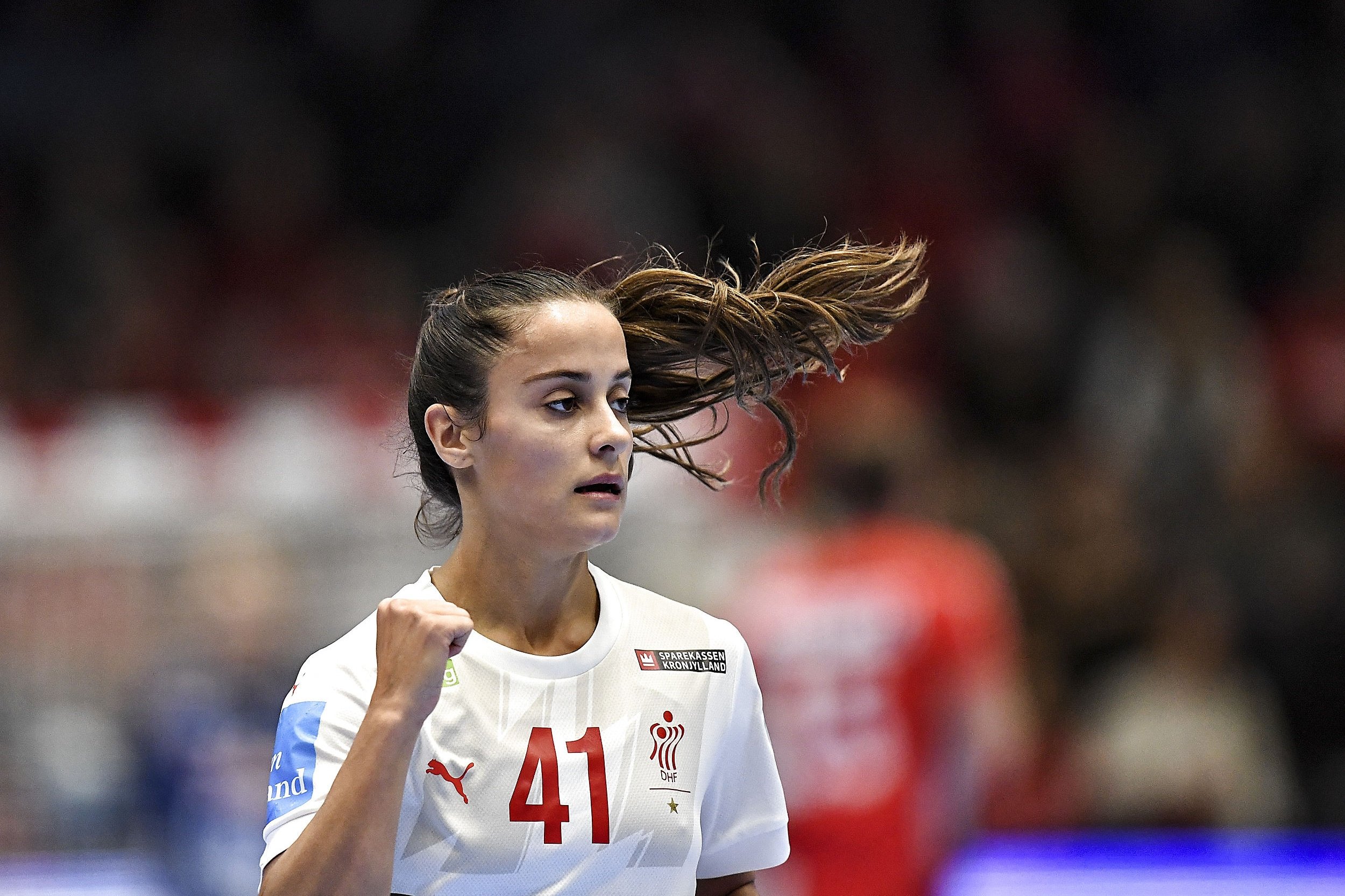 Elma Halilcevic har skrevet under på en kontrakt frem til sommeren 2026 med Odense Håndbold.