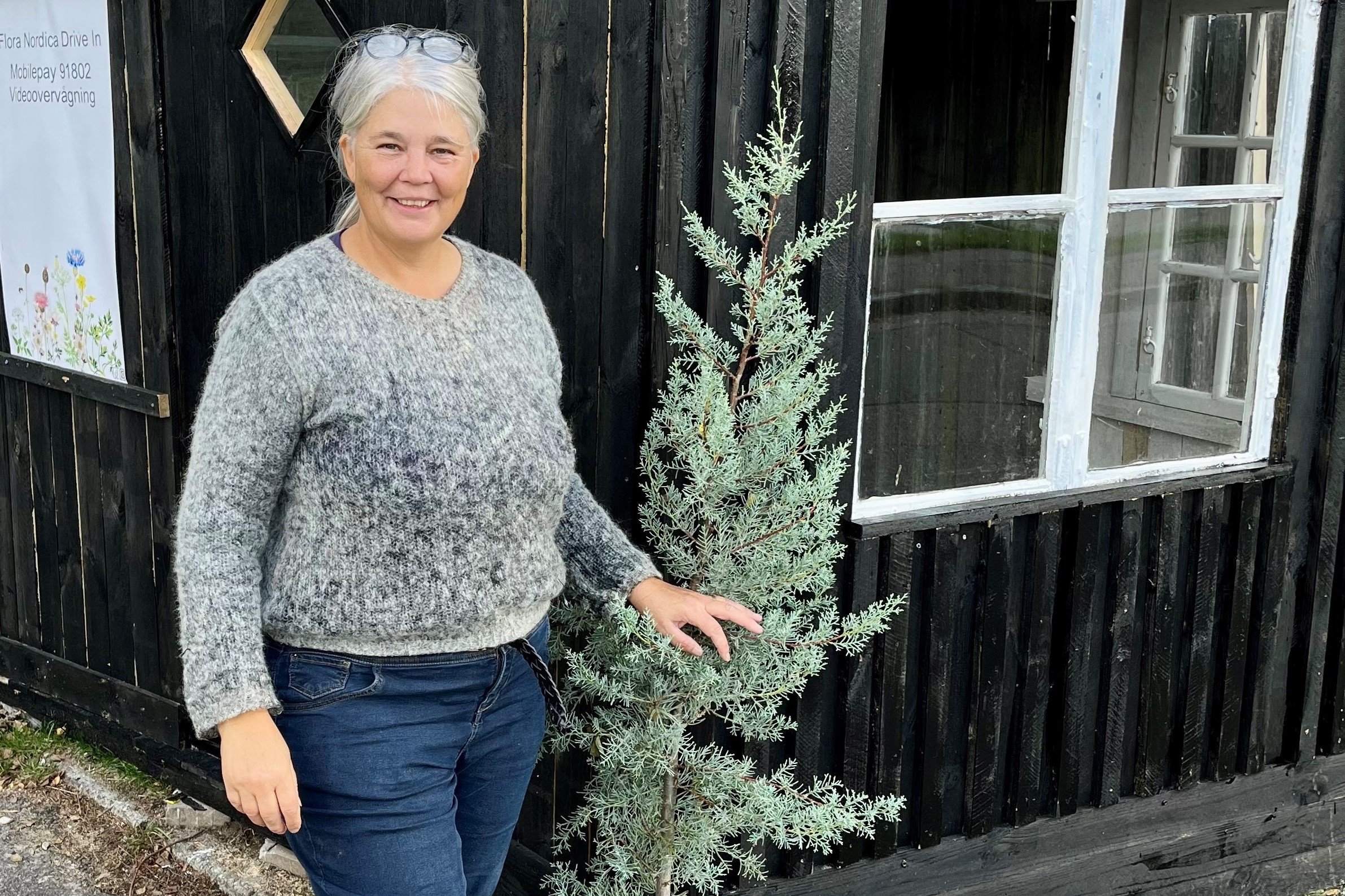 Charlotte Bagge kan se tilbage på 30 år med blomster og dekorationer. Nå tager hun sin nye blomster drive-in i brug.