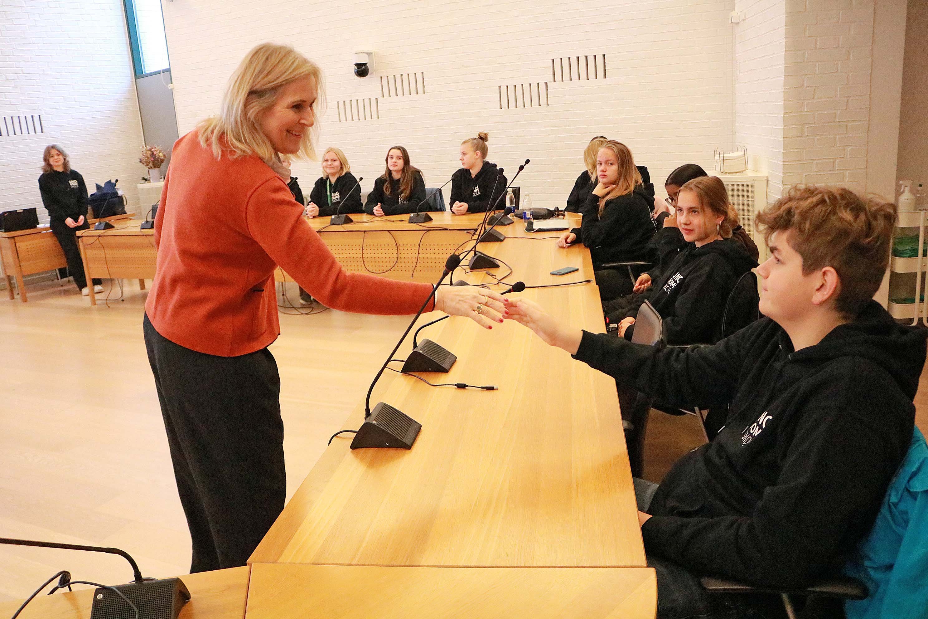 Engagerede unge går politikerne i bedene – Sjællandske Nyheder