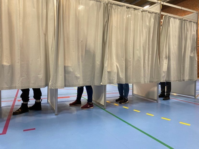 Der blev krydset tirsdag og stemmerne i Ballerup Kommune fulgte nogenlunde den landspolitiske tendens.