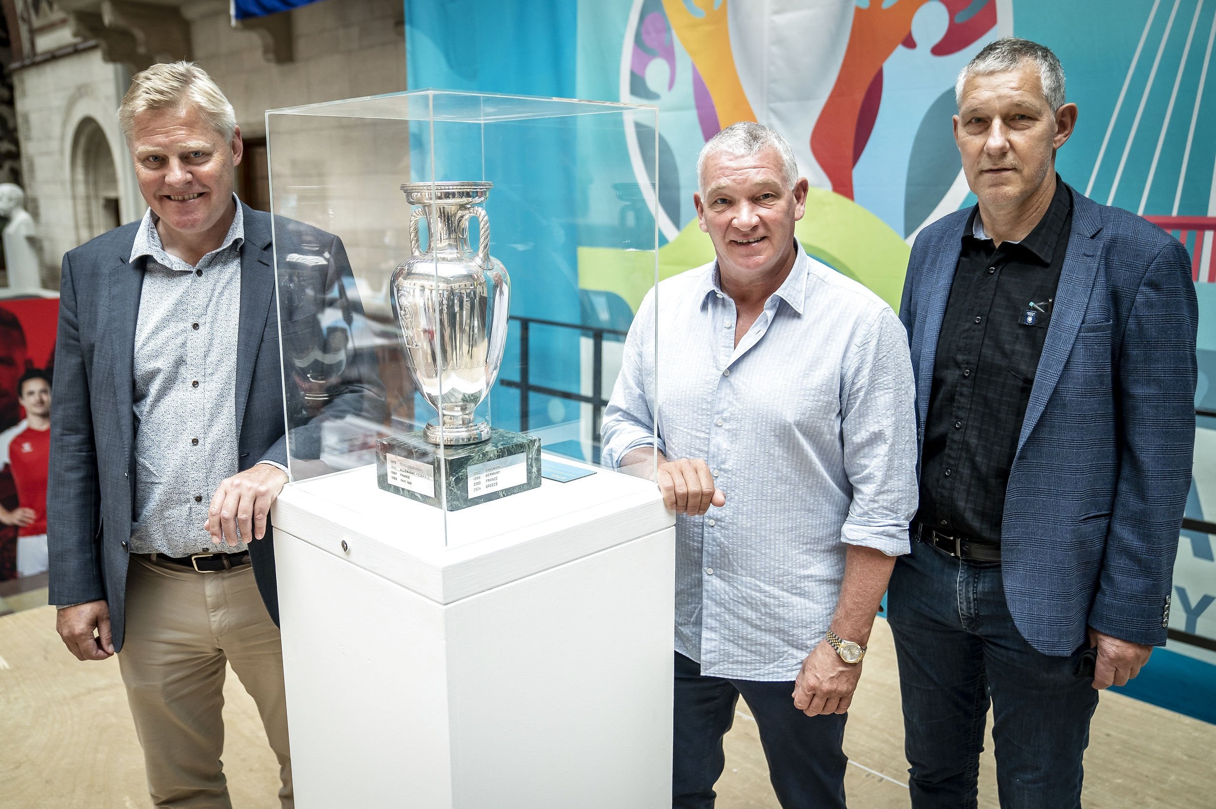 Kim Vilfort, der tirsdag 15. november fylder 60 år, har fået en roligere hverdag. Der er lidt mindre fokus på fodbold og mere fokus på administrationsopgaver.