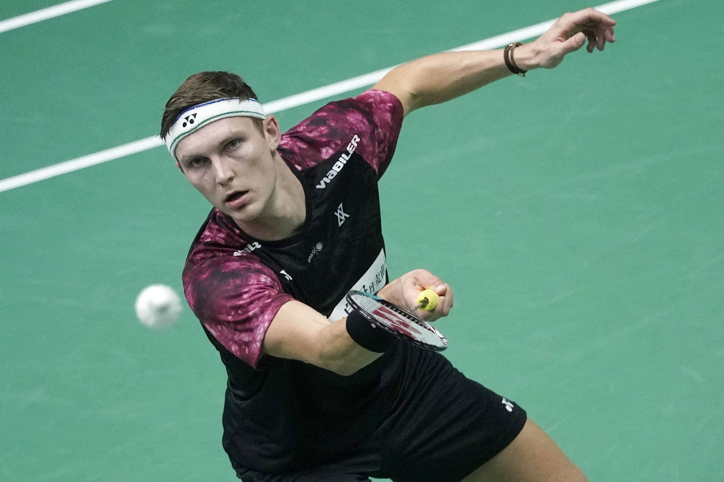 For andet år i træk er Viktor Axelsen blevet hædret med prisen som verdens bedste badmintonspiller.