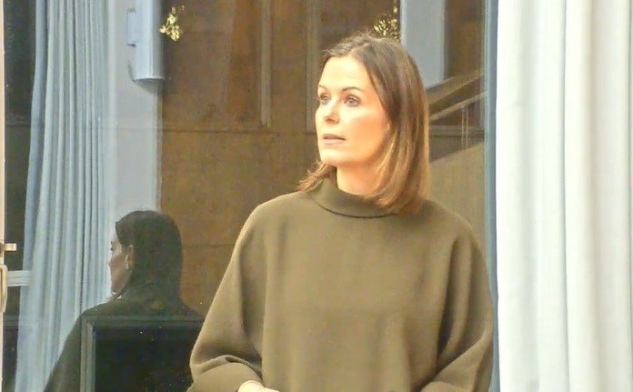 Indtil for et par uger siden var Julie Quass konservativt medlem af kommunalbestyrelsen. Men hun meldte sig ud på grund af skolesagen. Og nu står hun helt alene. Foto: Rudersdal Kommunes hjemmeside