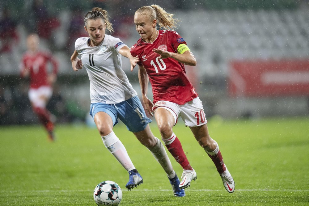 Pernille Harder fik hele 91 procent af spillerkollegernes stemmer i kampen om prisen som Årets Spiller.