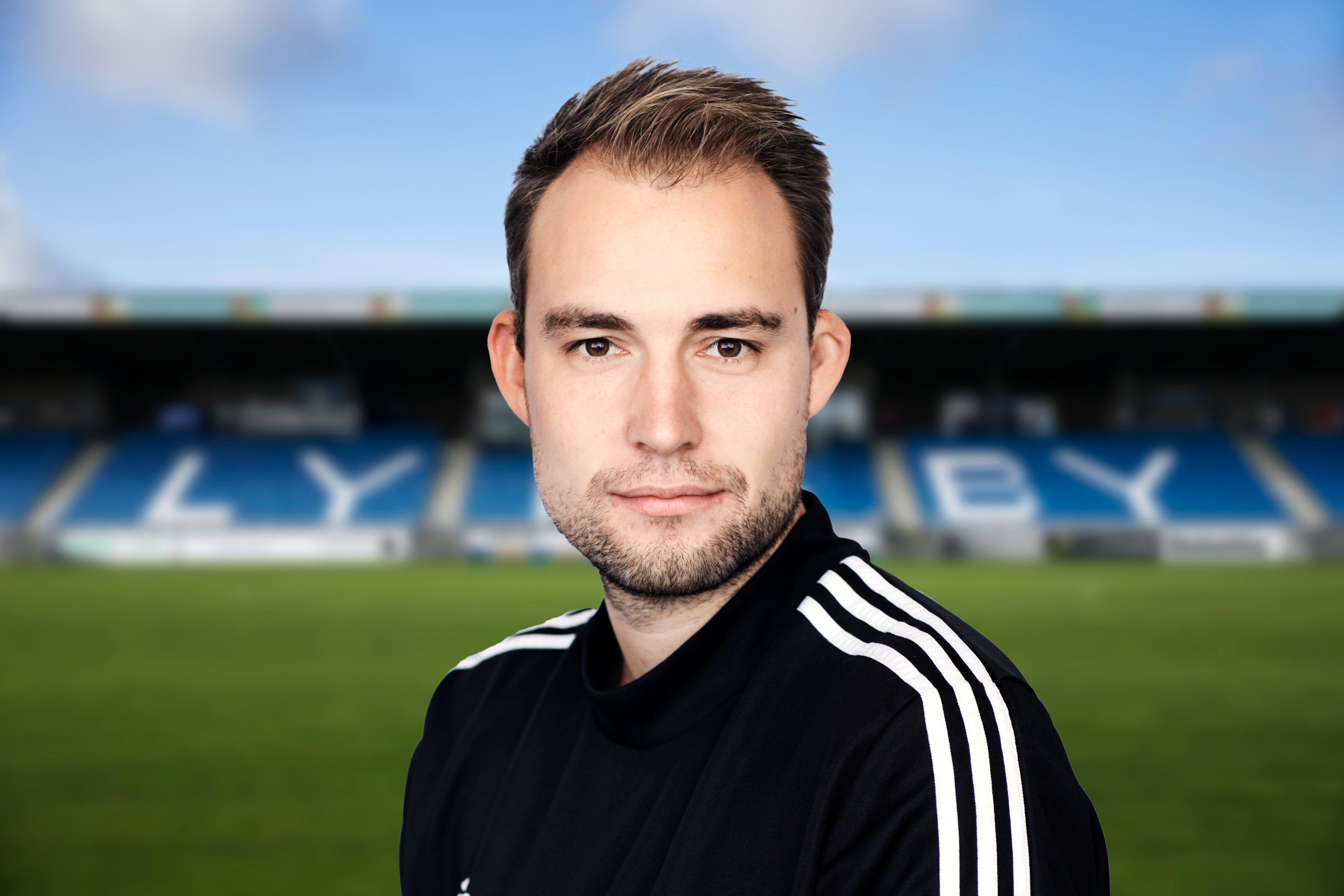 Jonathan Hartmann skal følge og analysere Danmarks kommende EM-modstandere