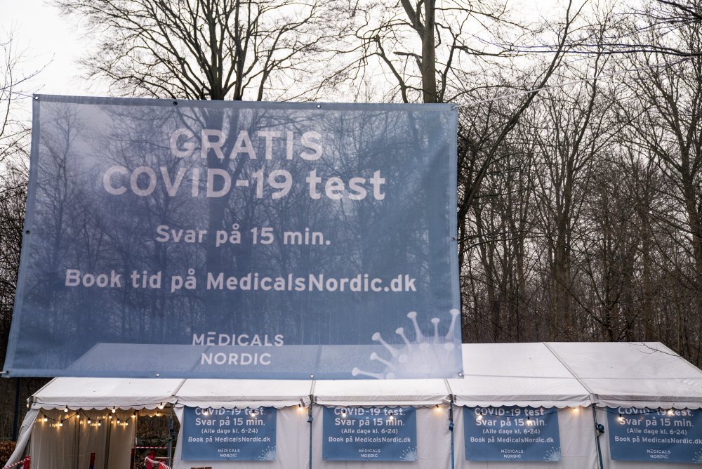 Charlottenlund Lægehus, der stod bag Medicals Nordic, kom første gang i pressens søgelys, da sikkerheden i forbindelse med deres kviktests viste sig at være under al kritik. Senere kom alle historierne om overfakturering og tiltalen for millionbedrageri.